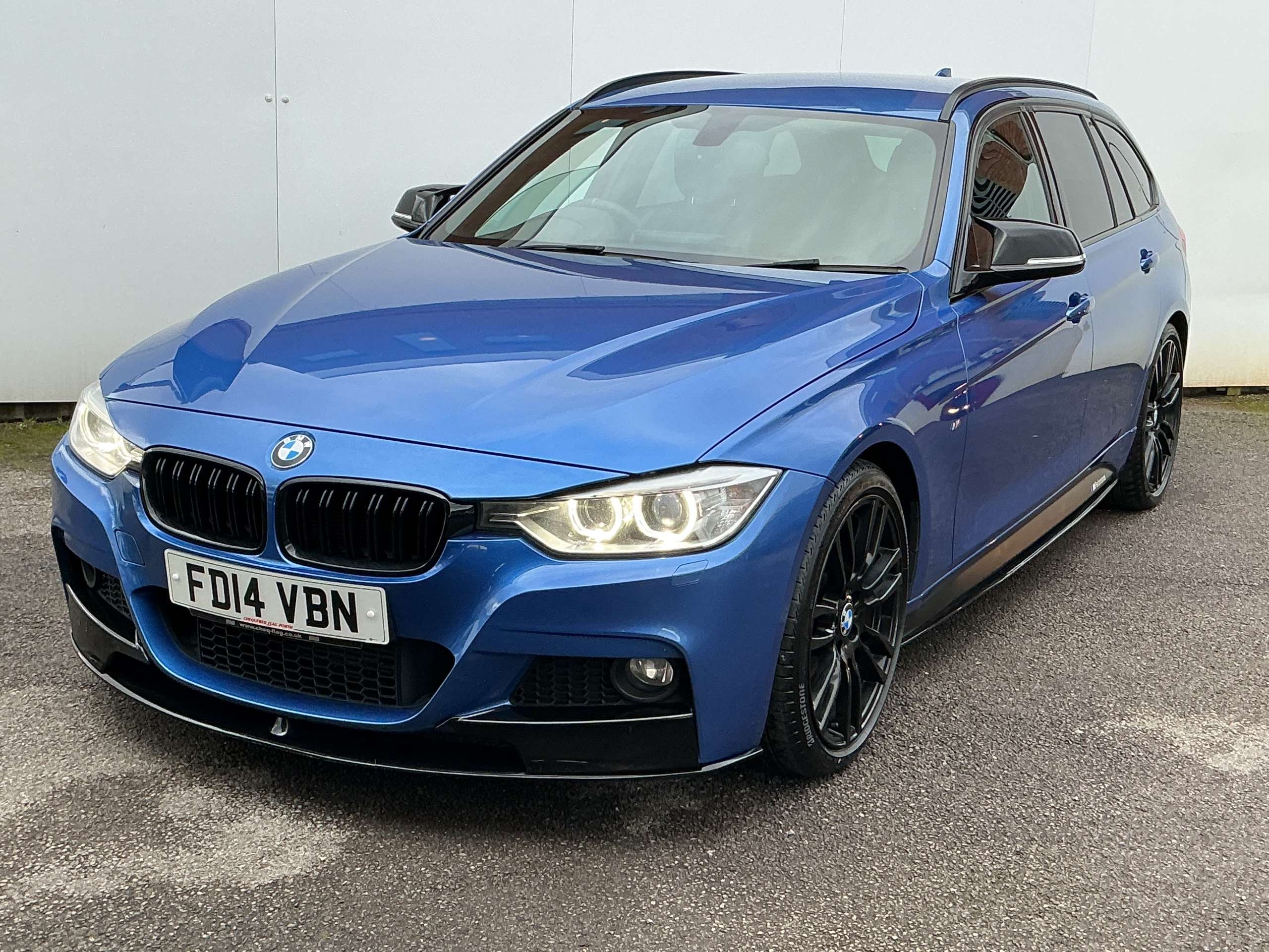 A 2014 BMW 3 SERIES 2.0 320d M Sport Touring 5dr Diesel Auto Euro 5 (s/s) (184 ps) A 2014 BMW 3 SERIES 2.0 320d M Sport Touring 5dr Diesel Auto Euro 5 (s/s) (184 ps)