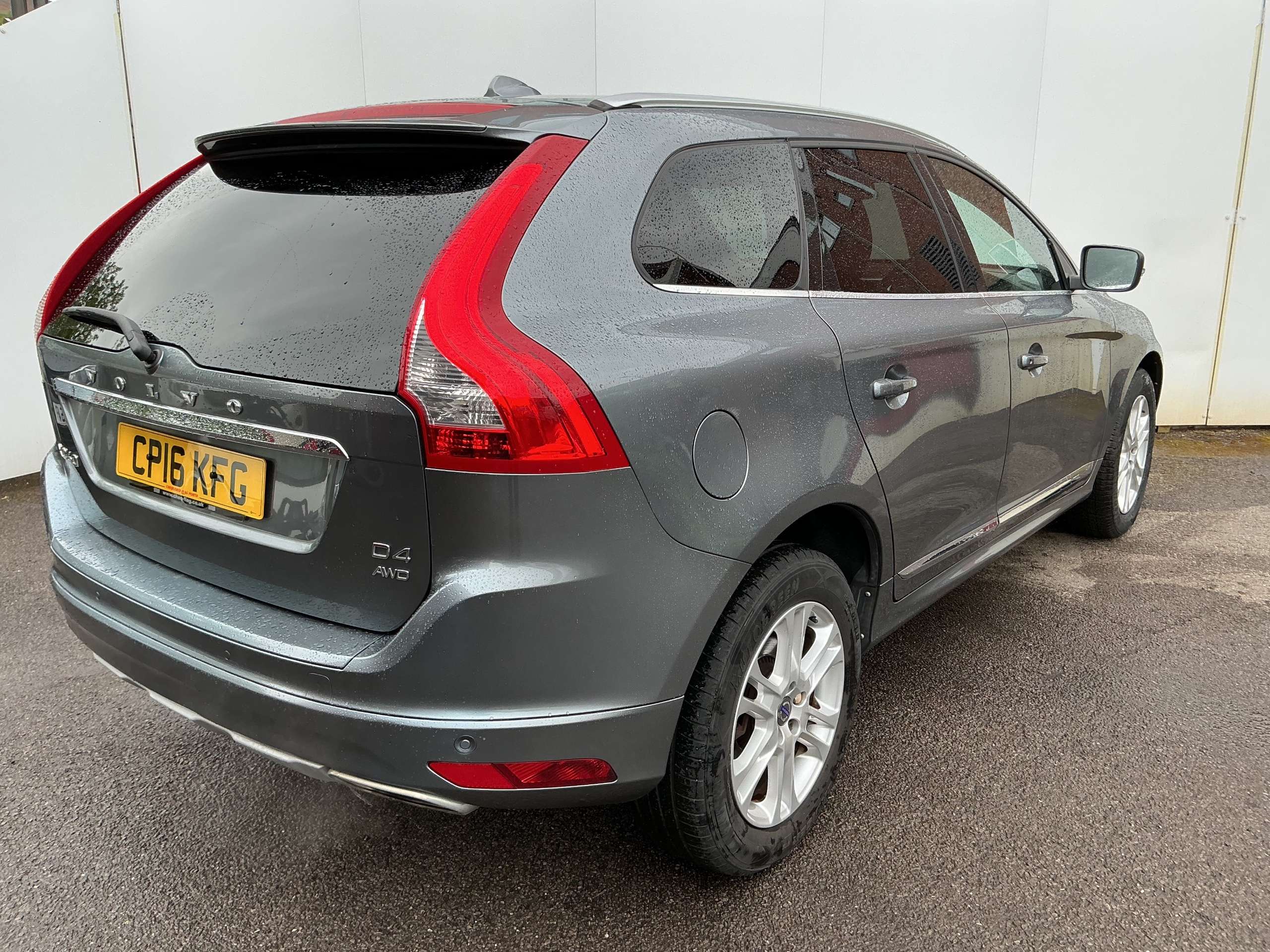 2016 VOLVO XC60 2016 VOLVO XC60