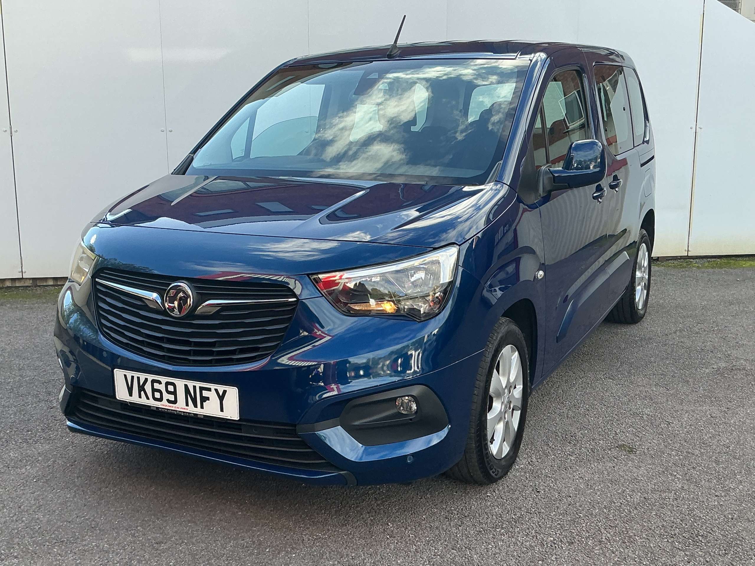 A 2019 VAUXHALL COMBO LIFE 1.2 Turbo GPF Energy MPV 5dr Petrol Manual Euro 6 (s/s) (7 Seat) (110 ps) A 2019 VAUXHALL COMBO LIFE 1.2 Turbo GPF Energy MPV 5dr Petrol Manual Euro 6 (s/s) (7 Seat) (110 ps)
