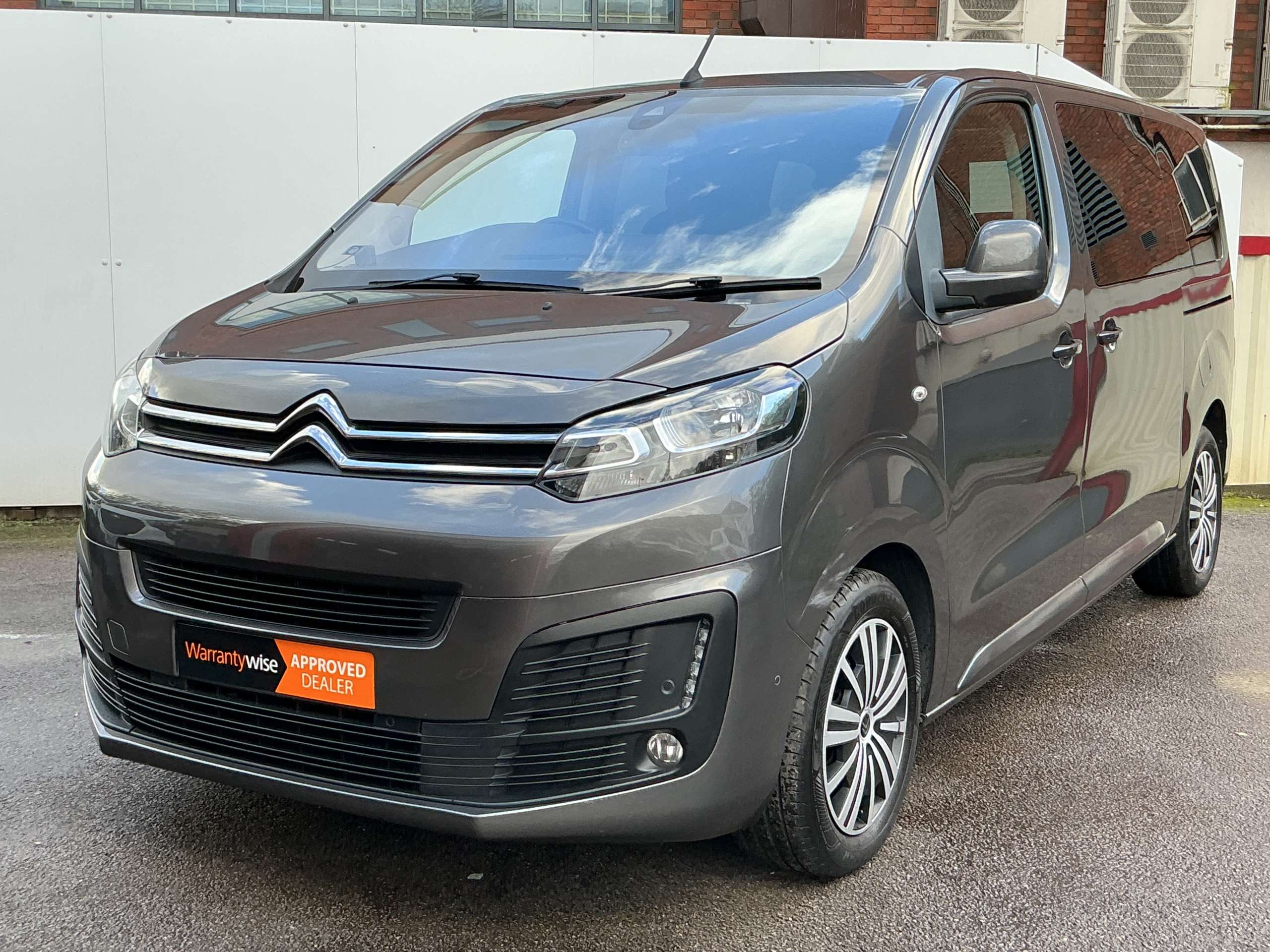 A 2019 CITROEN SPACETOURER Blue HDI Feel A 2019 CITROEN SPACETOURER Blue HDI Feel
