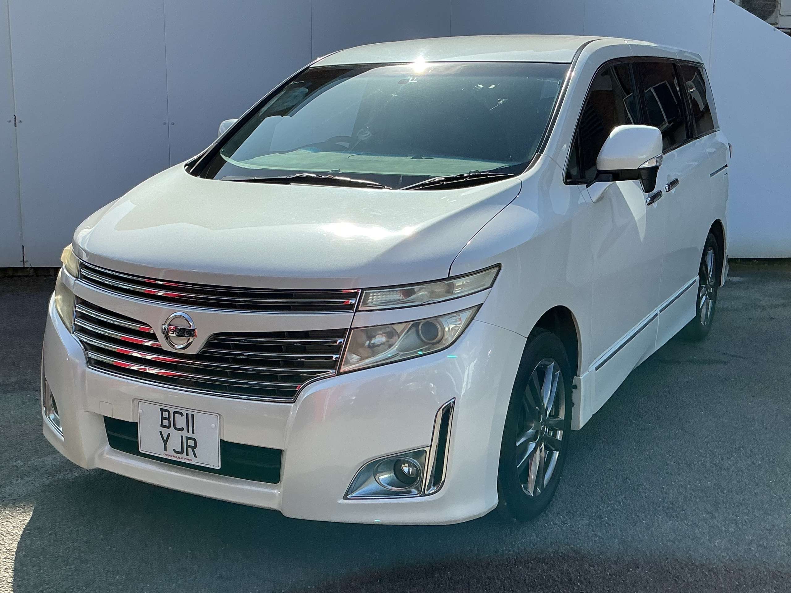 2011 NISSAN ELGRAND 2011 NISSAN ELGRAND