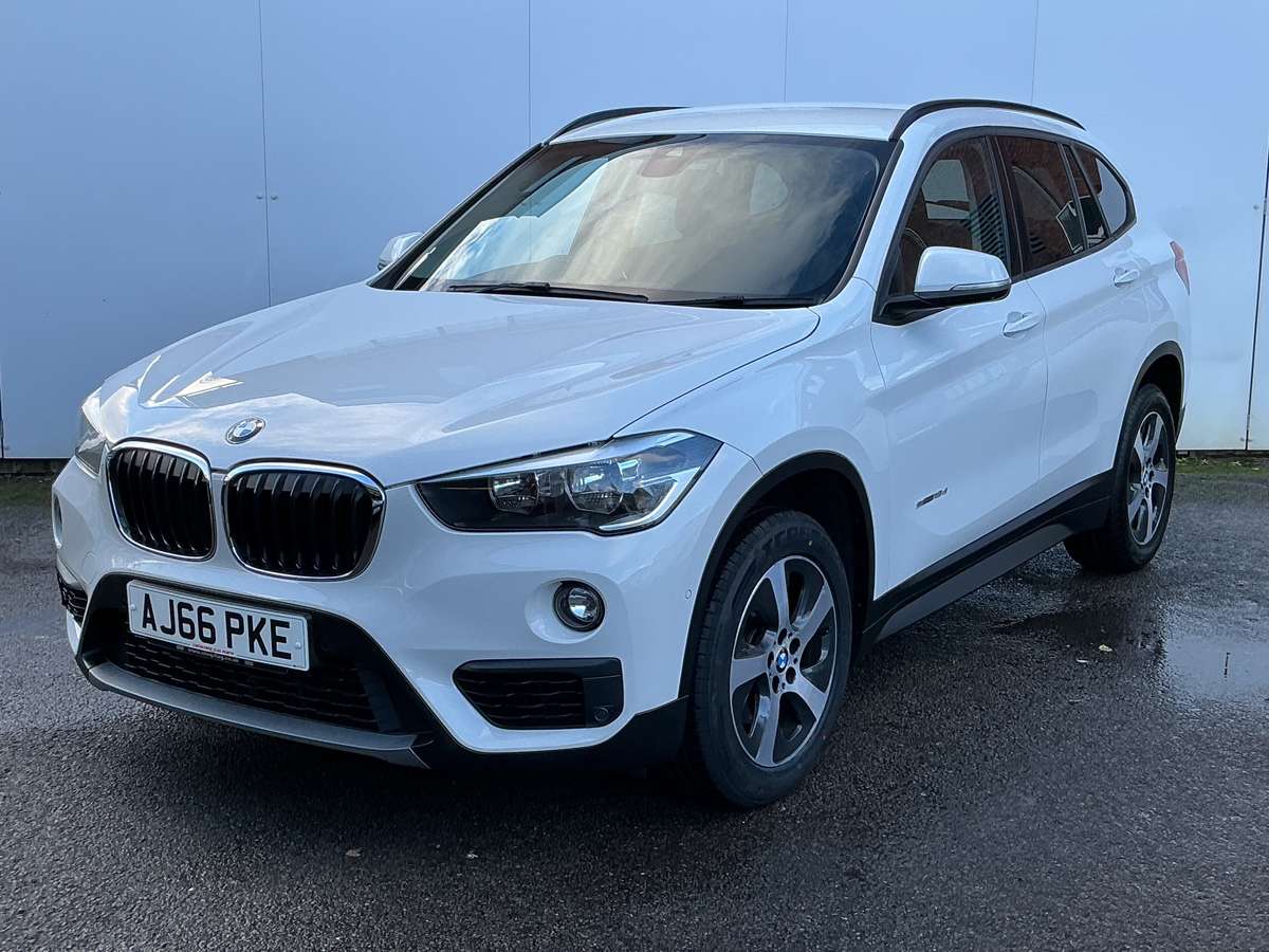 Check out this BMW X1 2017 Diesel Manual