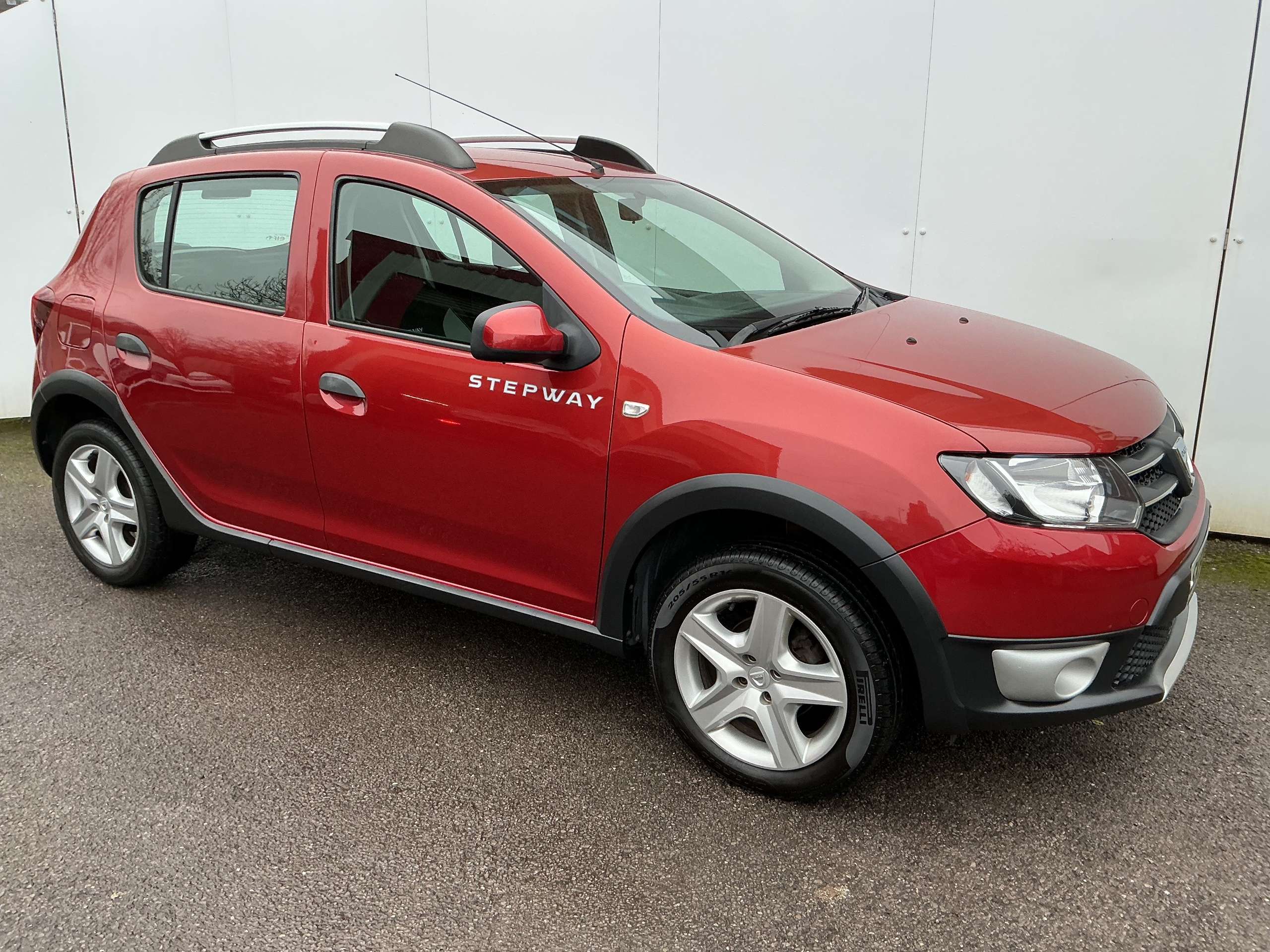 A 2014 DACIA SANDERO STEPWAY 1.5 dCi Laureate Hatchback 5dr Diesel Manual Euro 5 (90 ps) A 2014 DACIA SANDERO STEPWAY 1.5 dCi Laureate Hatchback 5dr Diesel Manual Euro 5 (90 ps)