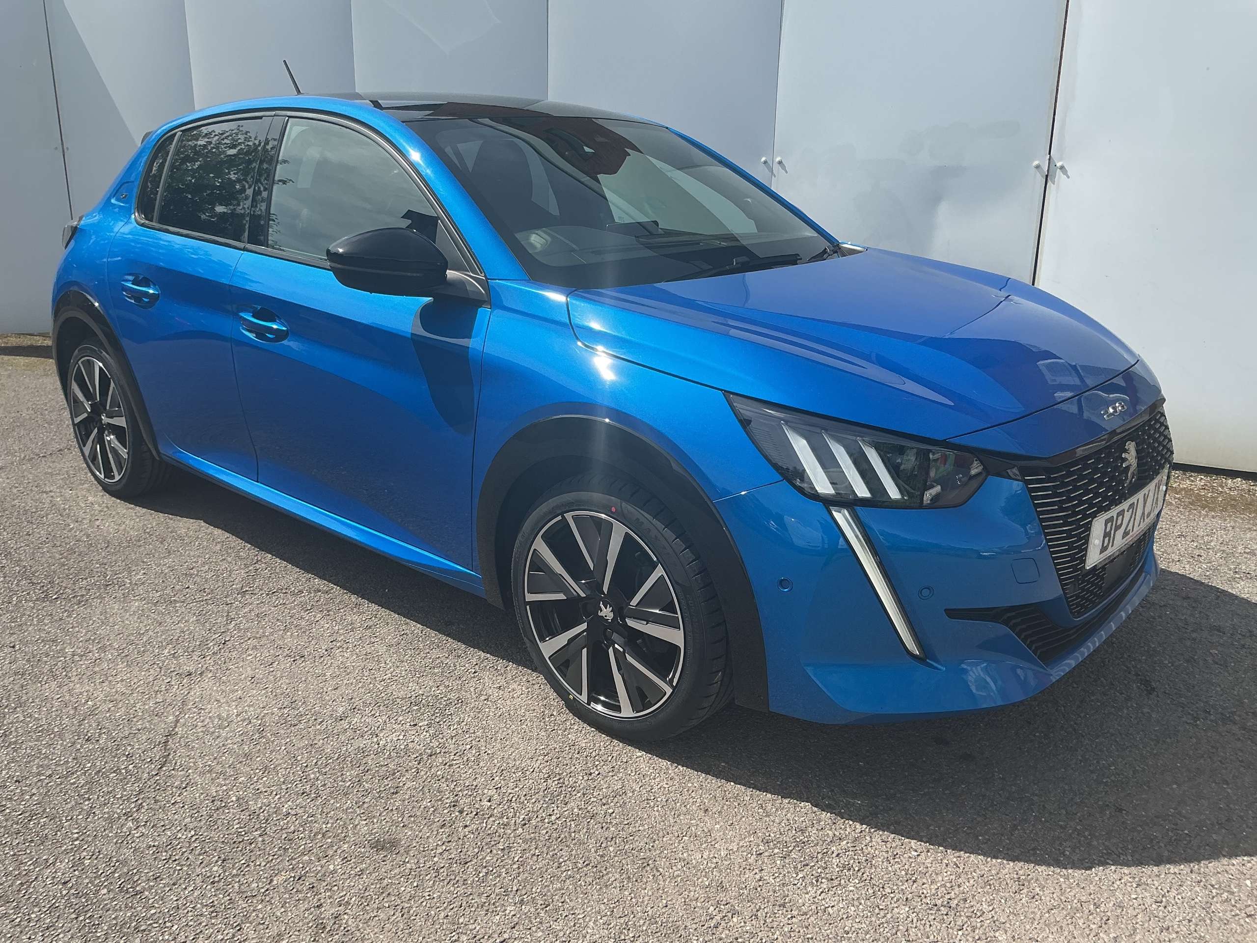 A 2021 PEUGEOT 208 1.2 PureTech GT Hatchback 5dr Petrol Manual Euro 6 (s/s) (100 ps) A 2021 PEUGEOT 208 1.2 PureTech GT Hatchback 5dr Petrol Manual Euro 6 (s/s) (100 ps)