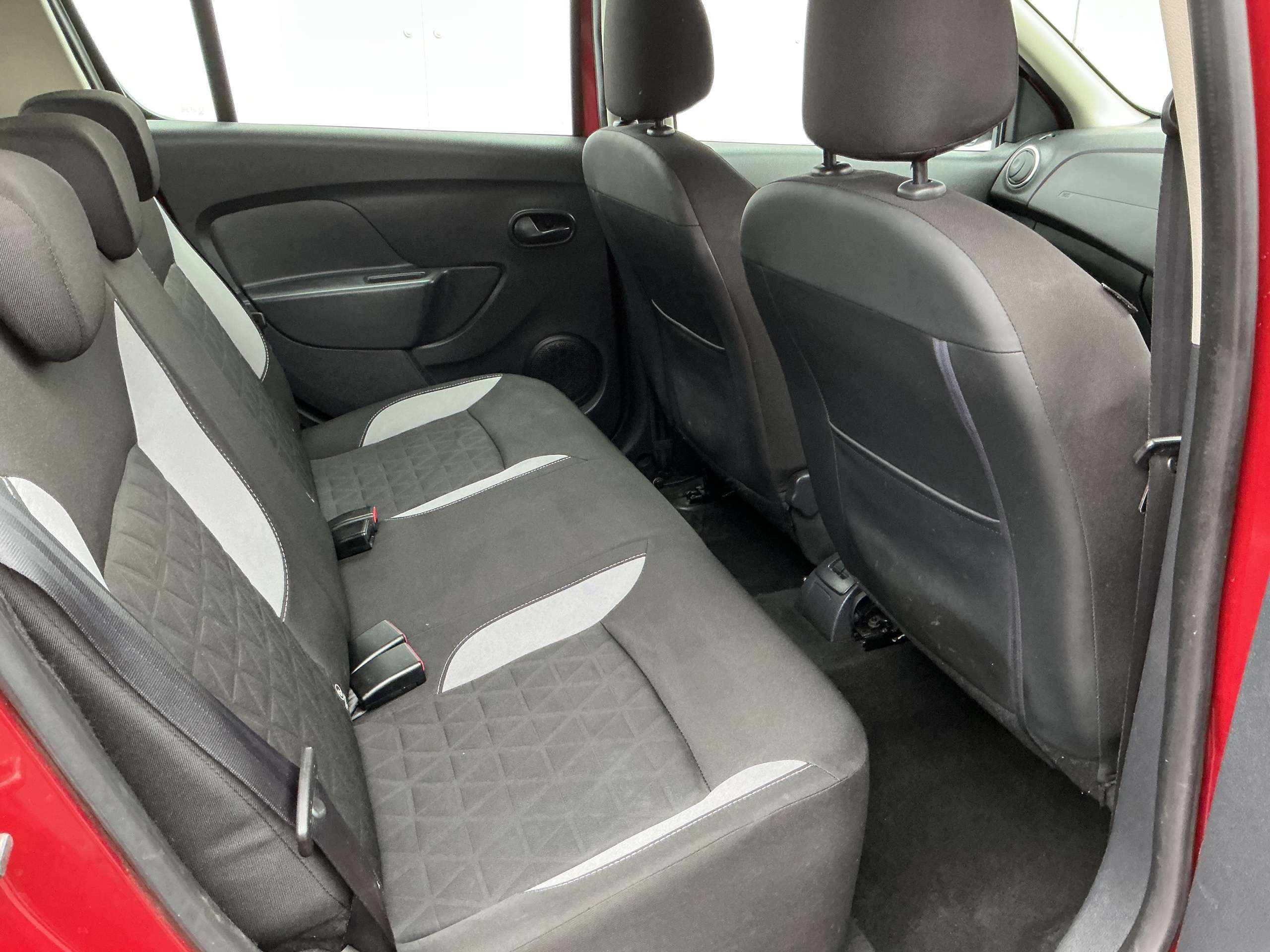 2014 DACIA SANDERO STEPWAY 2014 DACIA SANDERO STEPWAY