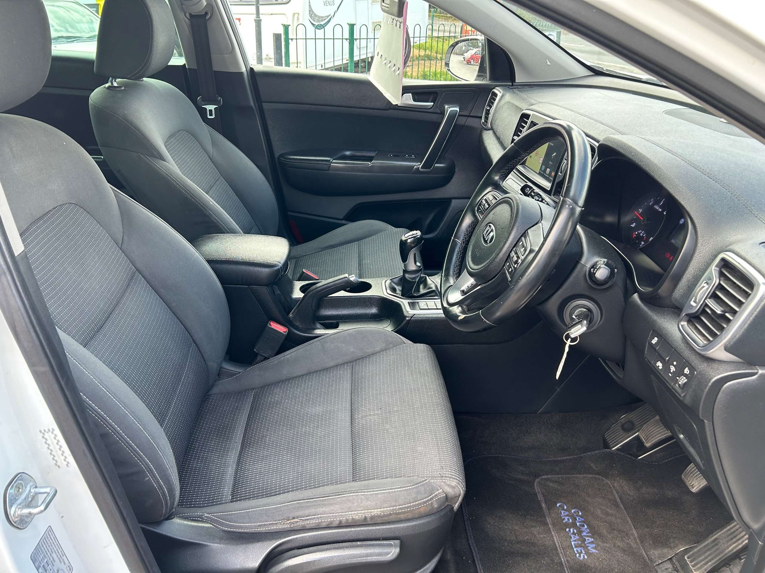 2017 KIA SPORTAGE 2017 KIA SPORTAGE