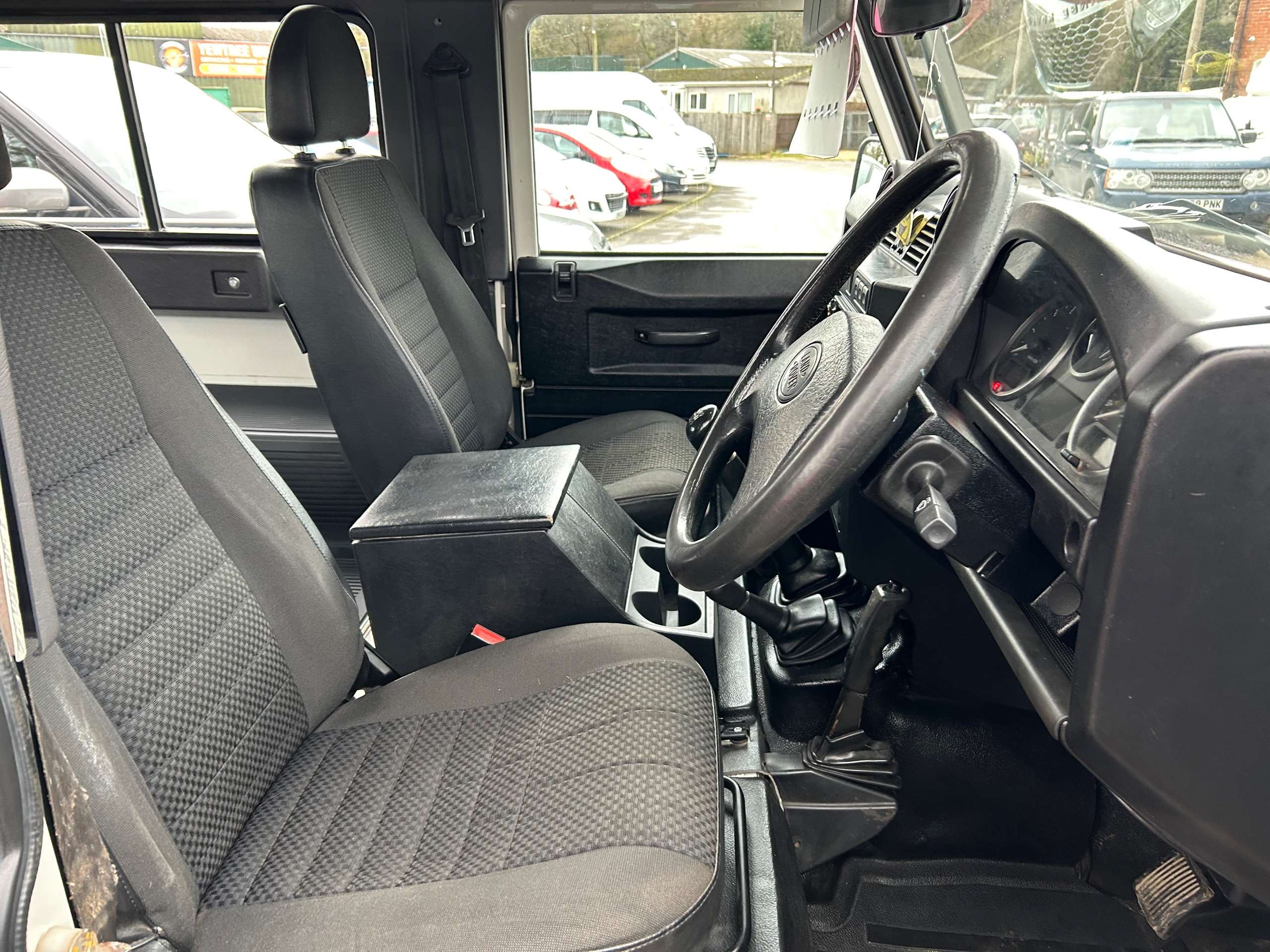 2009 LAND ROVER DEFENDER 2009 LAND ROVER DEFENDER