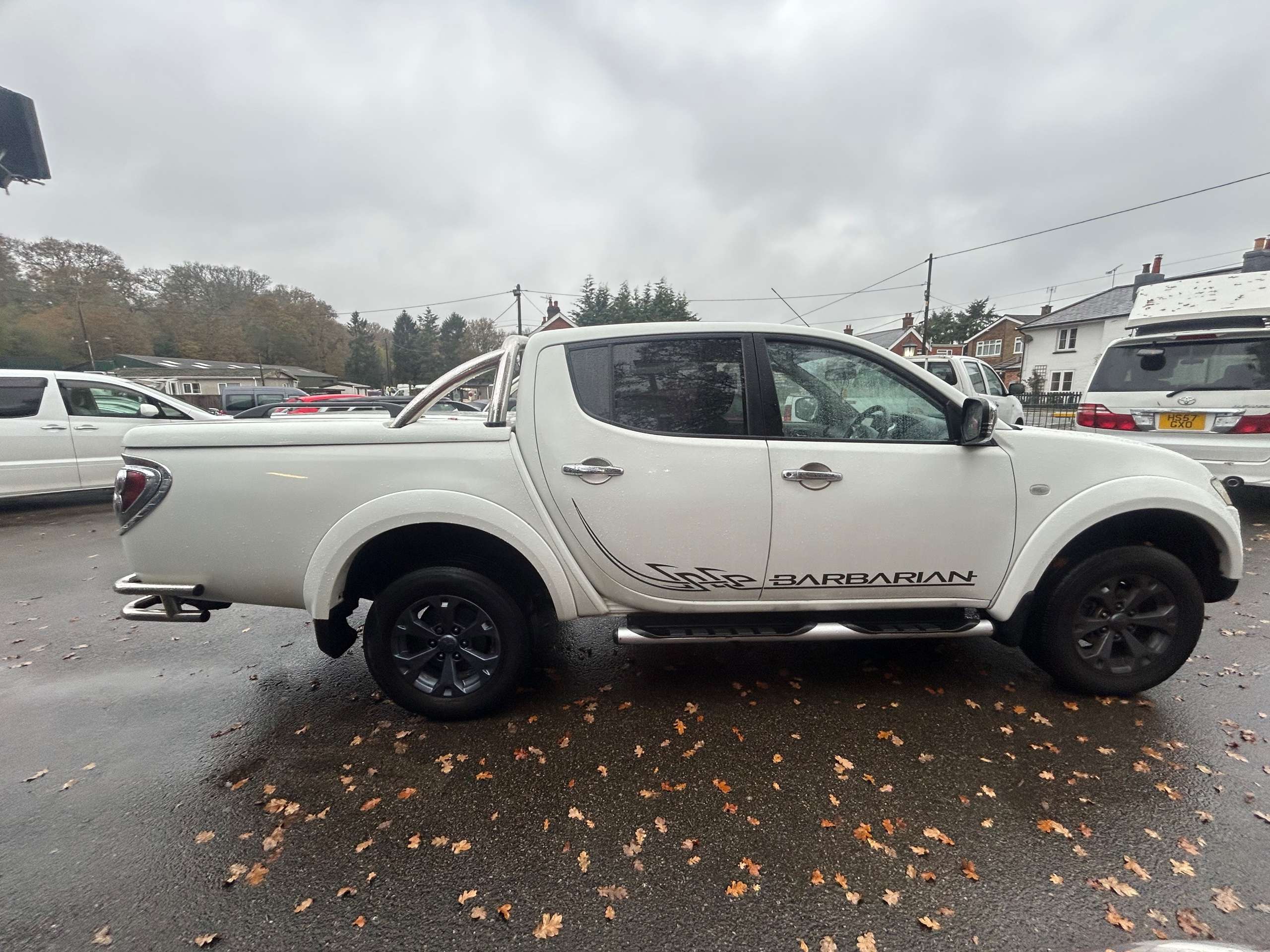 null MITSUBISHI L200 null MITSUBISHI L200