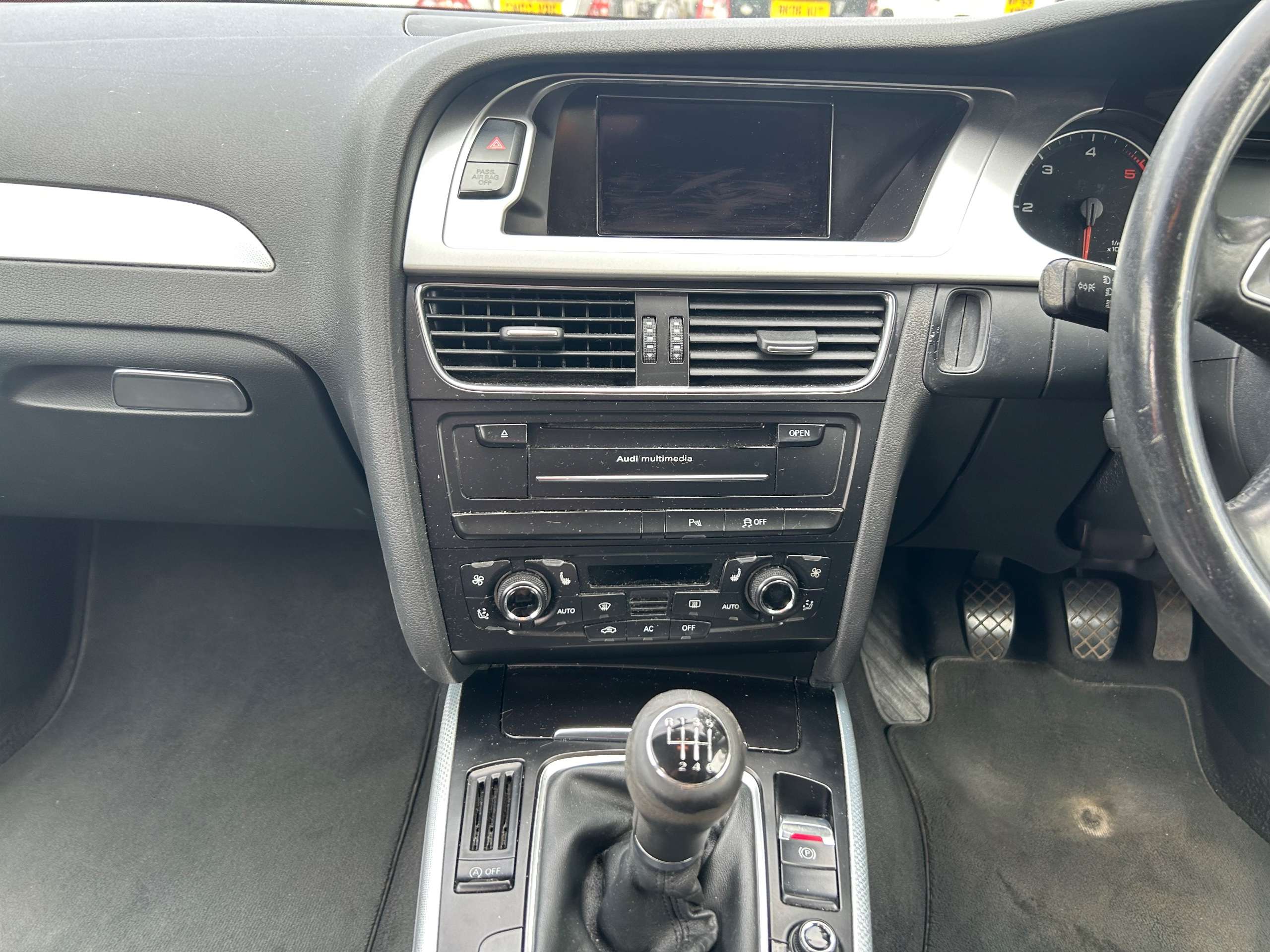 2011 AUDI A4 2011 AUDI A4