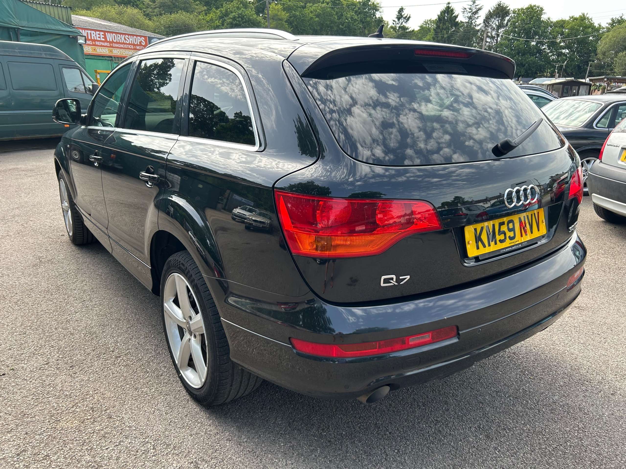 2010 AUDI Q7 2010 AUDI Q7