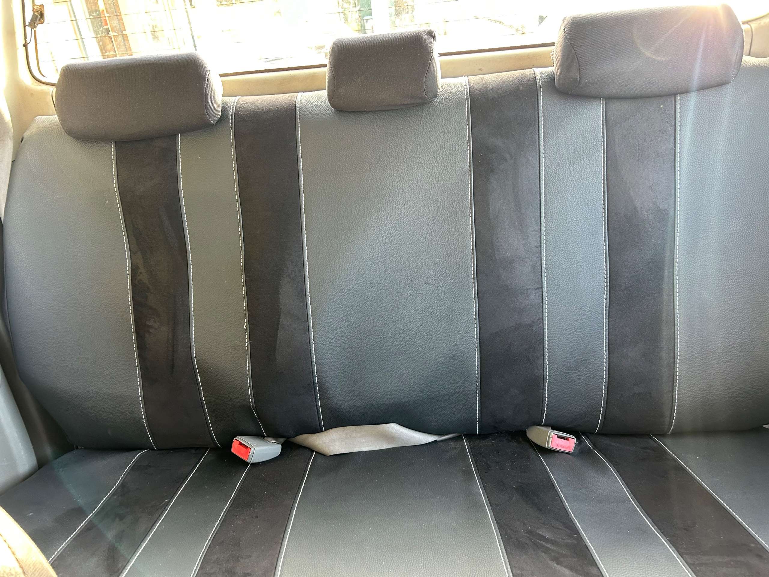 2011 TOYOTA HILUX 2011 TOYOTA HILUX