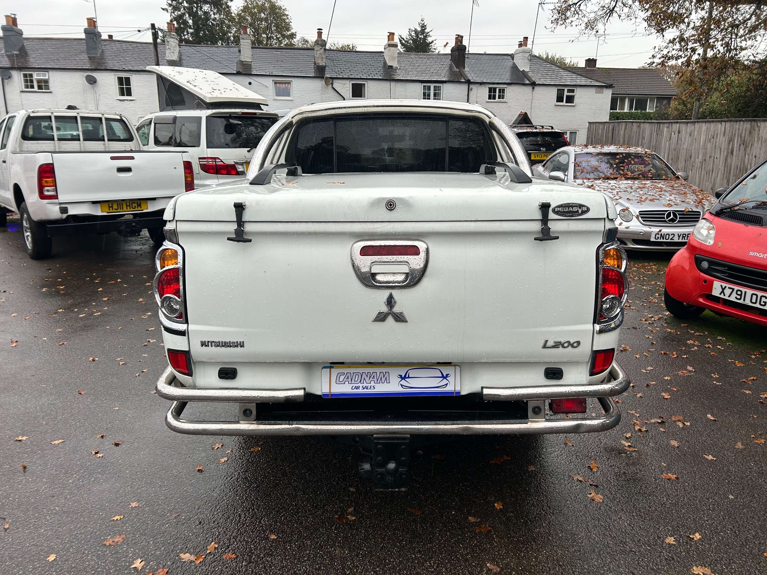 null MITSUBISHI L200 null MITSUBISHI L200