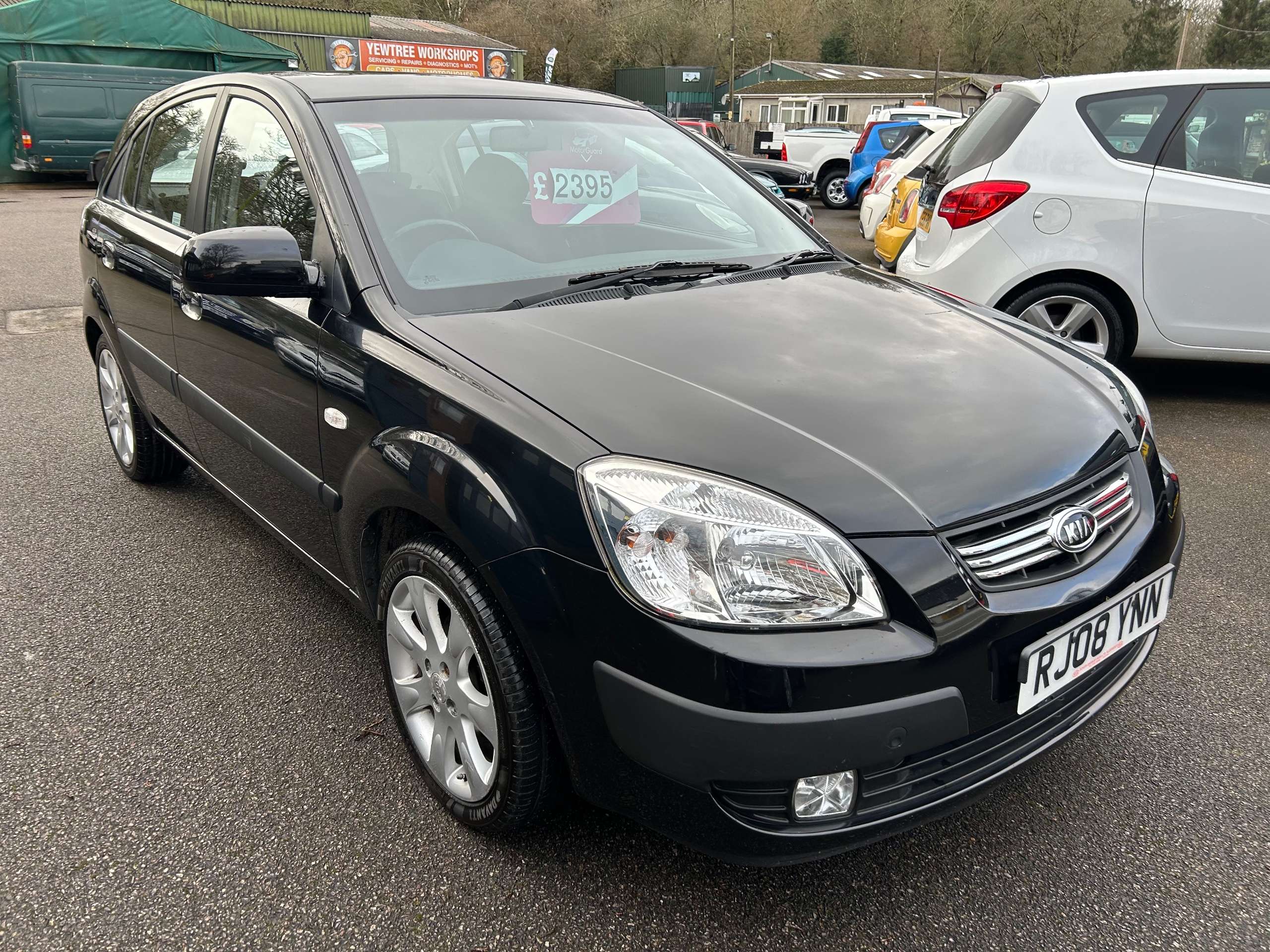 A 2008 KIA RIO 1.5 CRDi Sport Hatchback 5dr Diesel Manual (119 g/km, 108 bhp) A 2008 KIA RIO 1.5 CRDi Sport Hatchback 5dr Diesel Manual (119 g/km, 108 bhp)