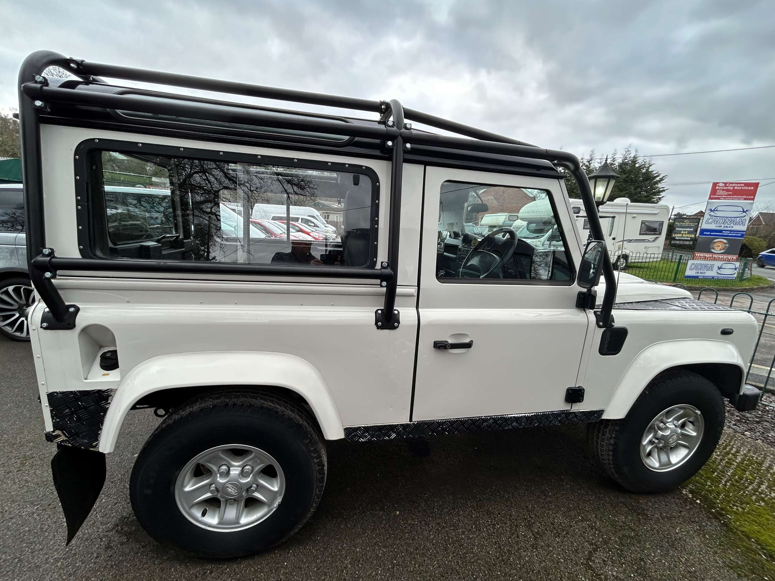 2009 LAND ROVER DEFENDER 2009 LAND ROVER DEFENDER