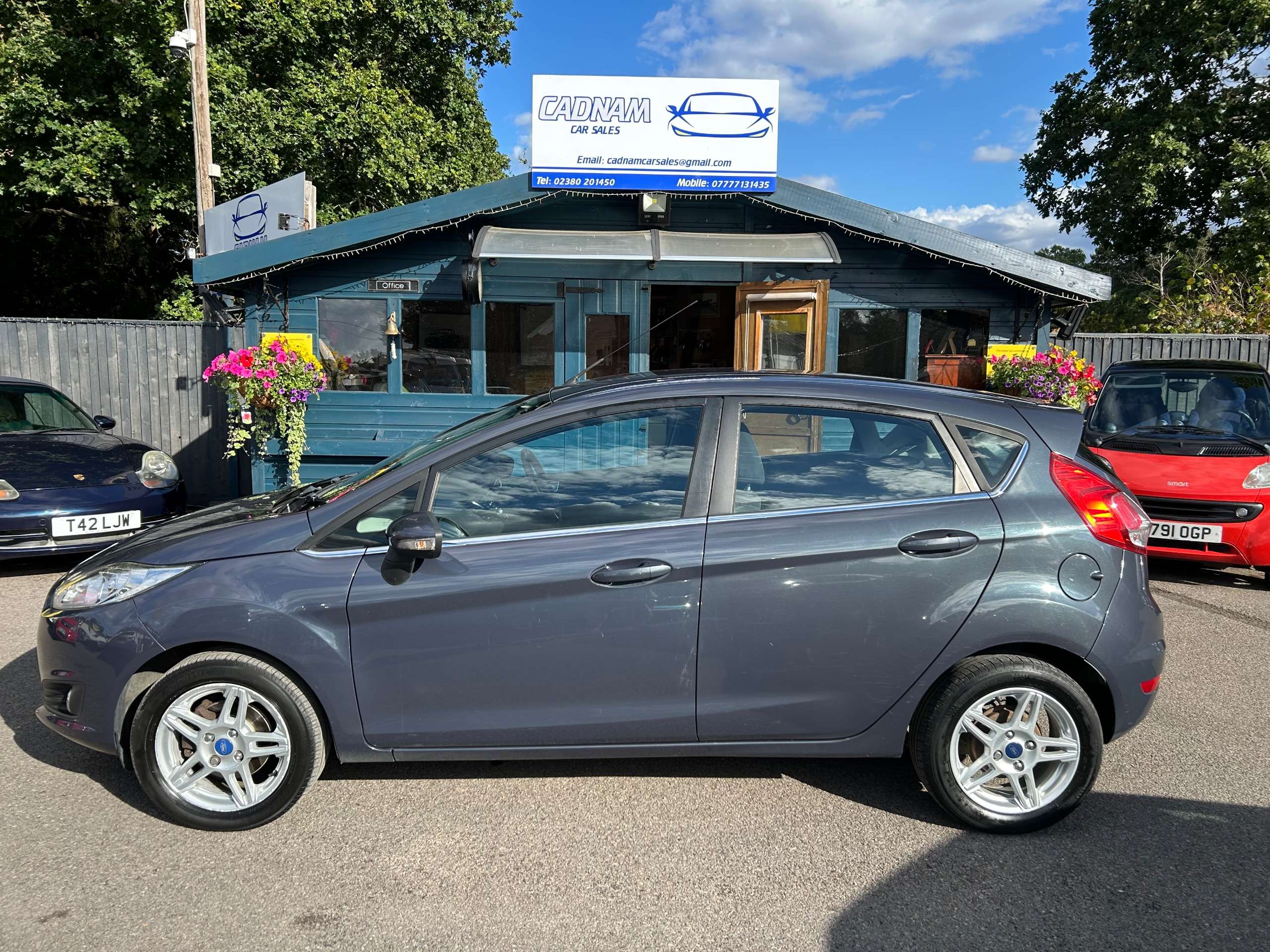A 2013 FORD FIESTA 1.25 Zetec Hatchback 5dr Petrol Manual Euro 5 (82 ps) A 2013 FORD FIESTA 1.25 Zetec Hatchback 5dr Petrol Manual Euro 5 (82 ps)