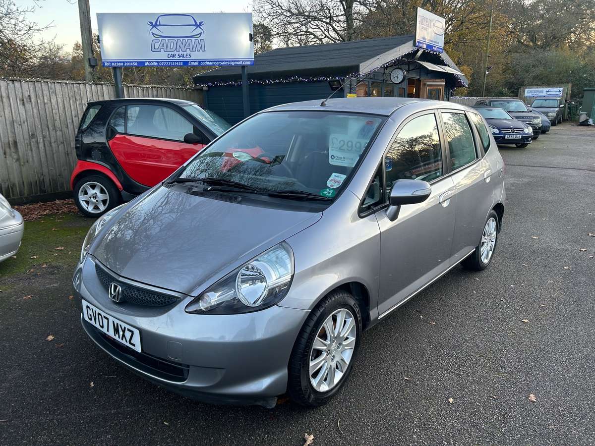 Check out this Honda Jazz 2007 Petrol Manual