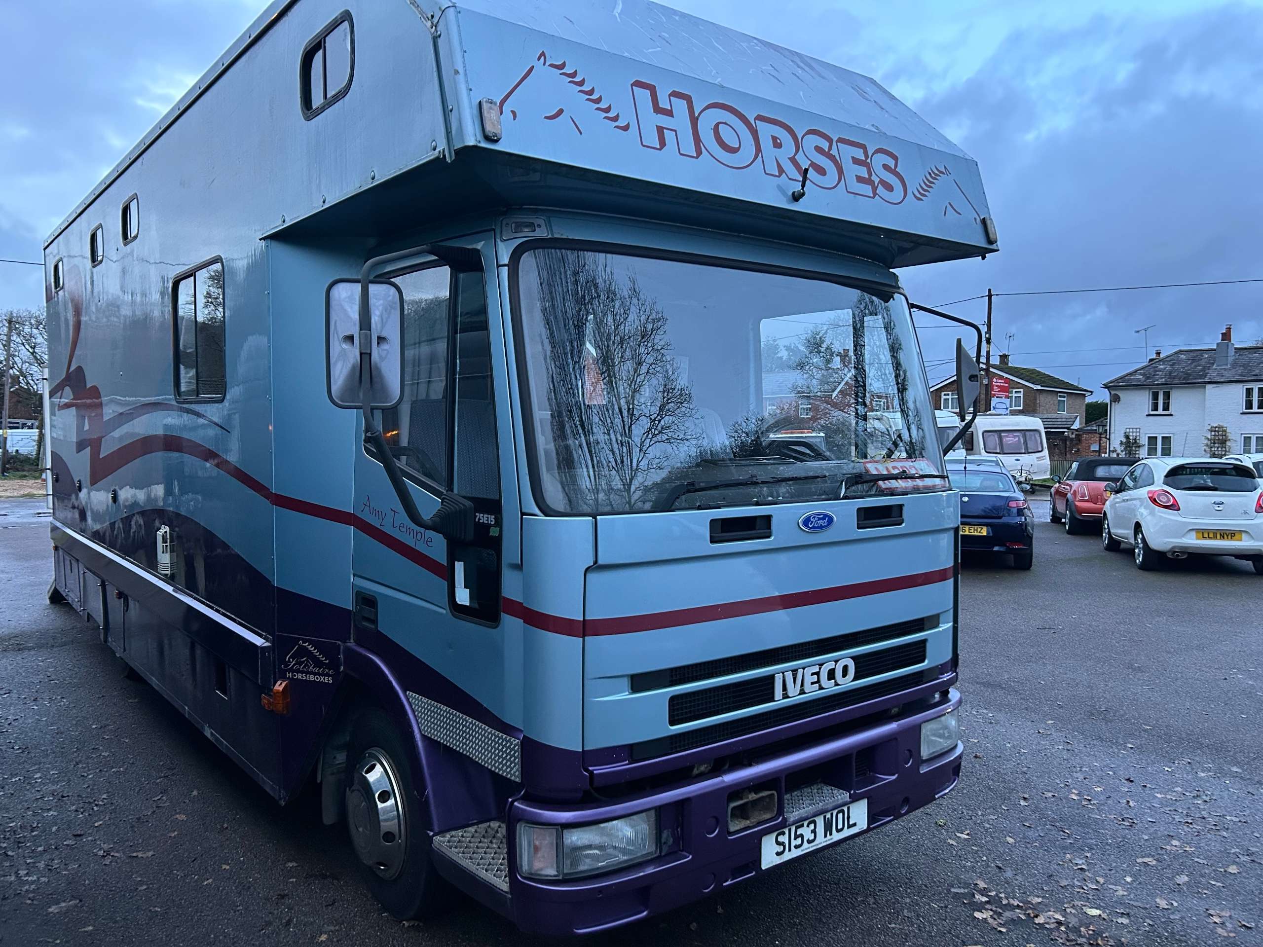 A 1998 IVECO EUROCARGO CARGO 95.18 CBUS A 1998 IVECO EUROCARGO CARGO 95.18 CBUS