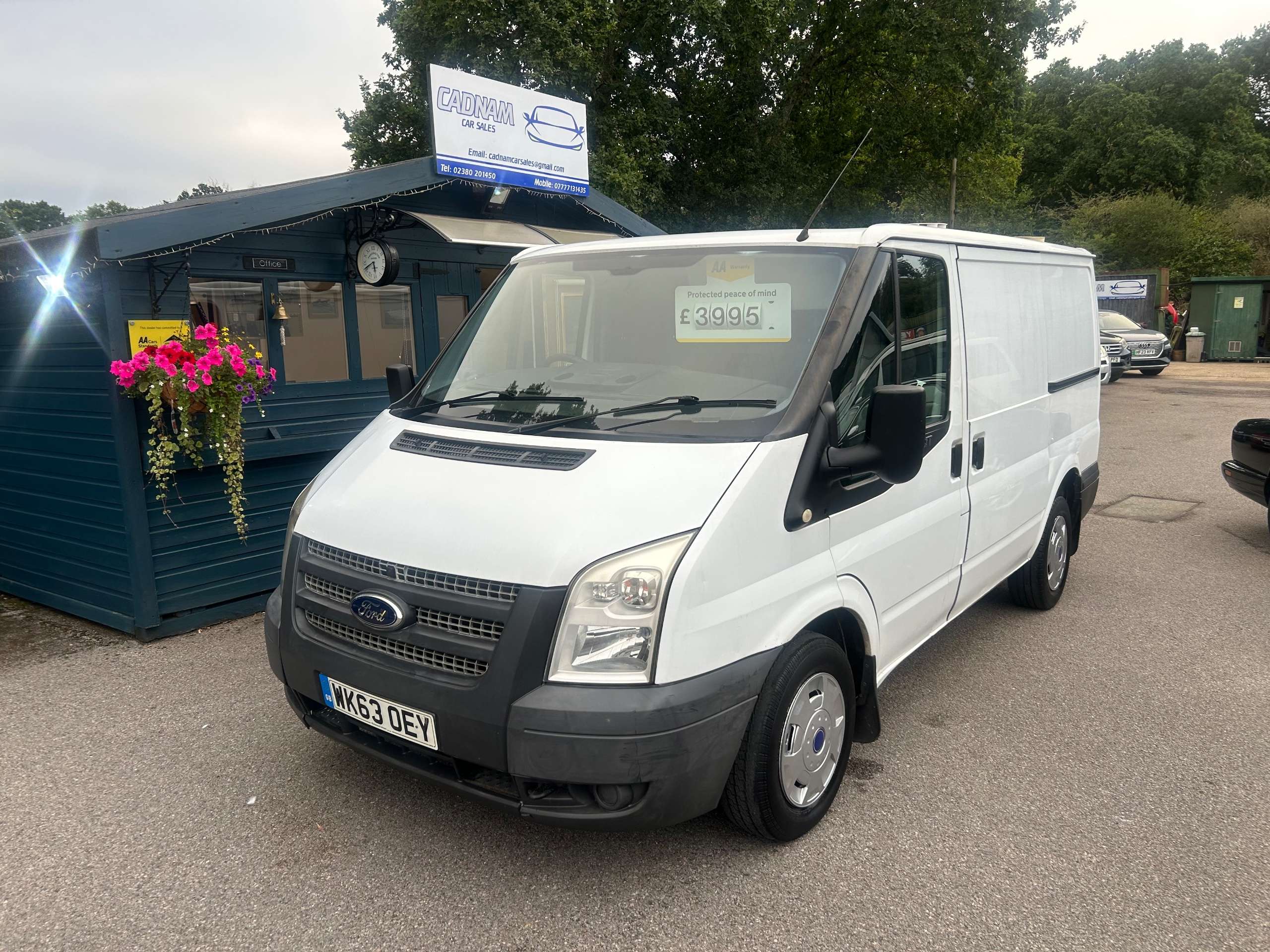 A 2013 FORD TRANSIT 2.2 TDCi 280 Panel Van 5dr Diesel Manual FWD L1 H1 (198 g/km, 98 bhp) A 2013 FORD TRANSIT 2.2 TDCi 280 Panel Van 5dr Diesel Manual FWD L1 H1 (198 g/km, 98 bhp)