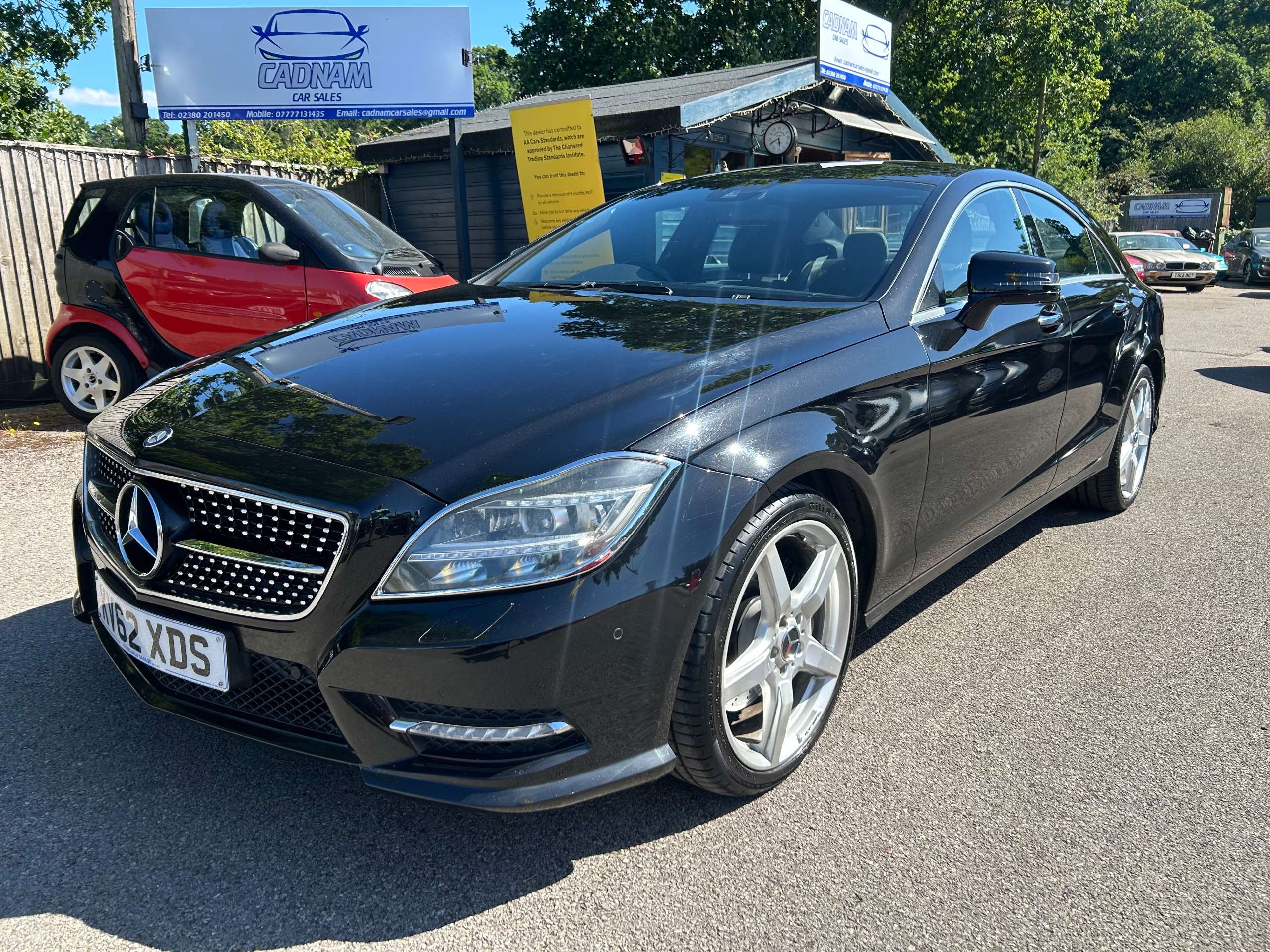 A 2012 MERCEDES-BENZ CLS CLASS 3.0 CLS350 CDI V6 BlueEfficiency Sport Coupe 4dr Diesel G-Tronic+ Euro 5 (265 ps) A 2012 MERCEDES-BENZ CLS CLASS 3.0 CLS350 CDI V6 BlueEfficiency Sport Coupe 4dr Diesel G-Tronic+ Euro 5 (265 ps)