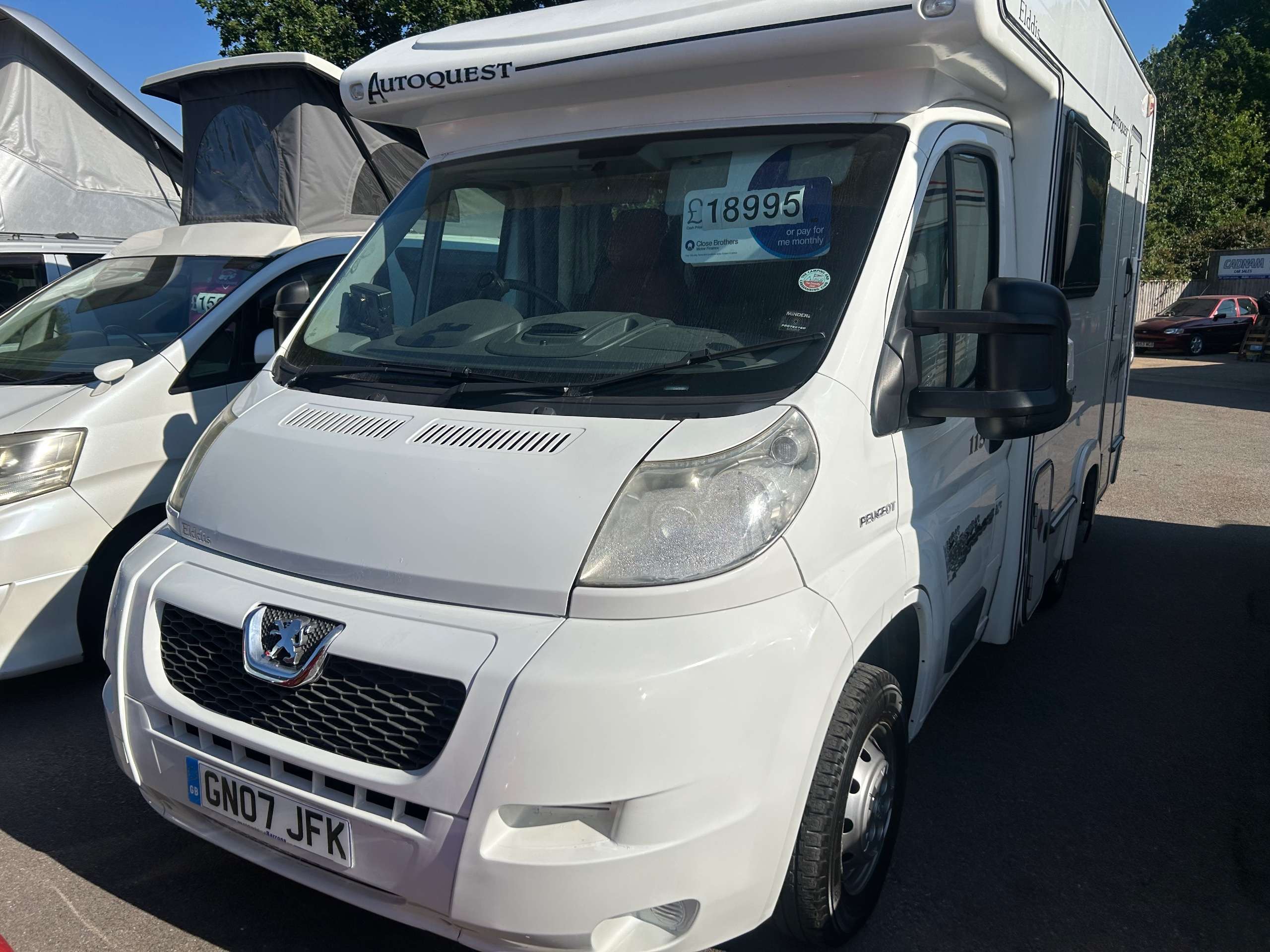 A 2007 PEUGEOT BOXER 2.2 HDi 330 Chassis Cab 2dr Diesel Manual FWD L1 (100 bhp) A 2007 PEUGEOT BOXER 2.2 HDi 330 Chassis Cab 2dr Diesel Manual FWD L1 (100 bhp)