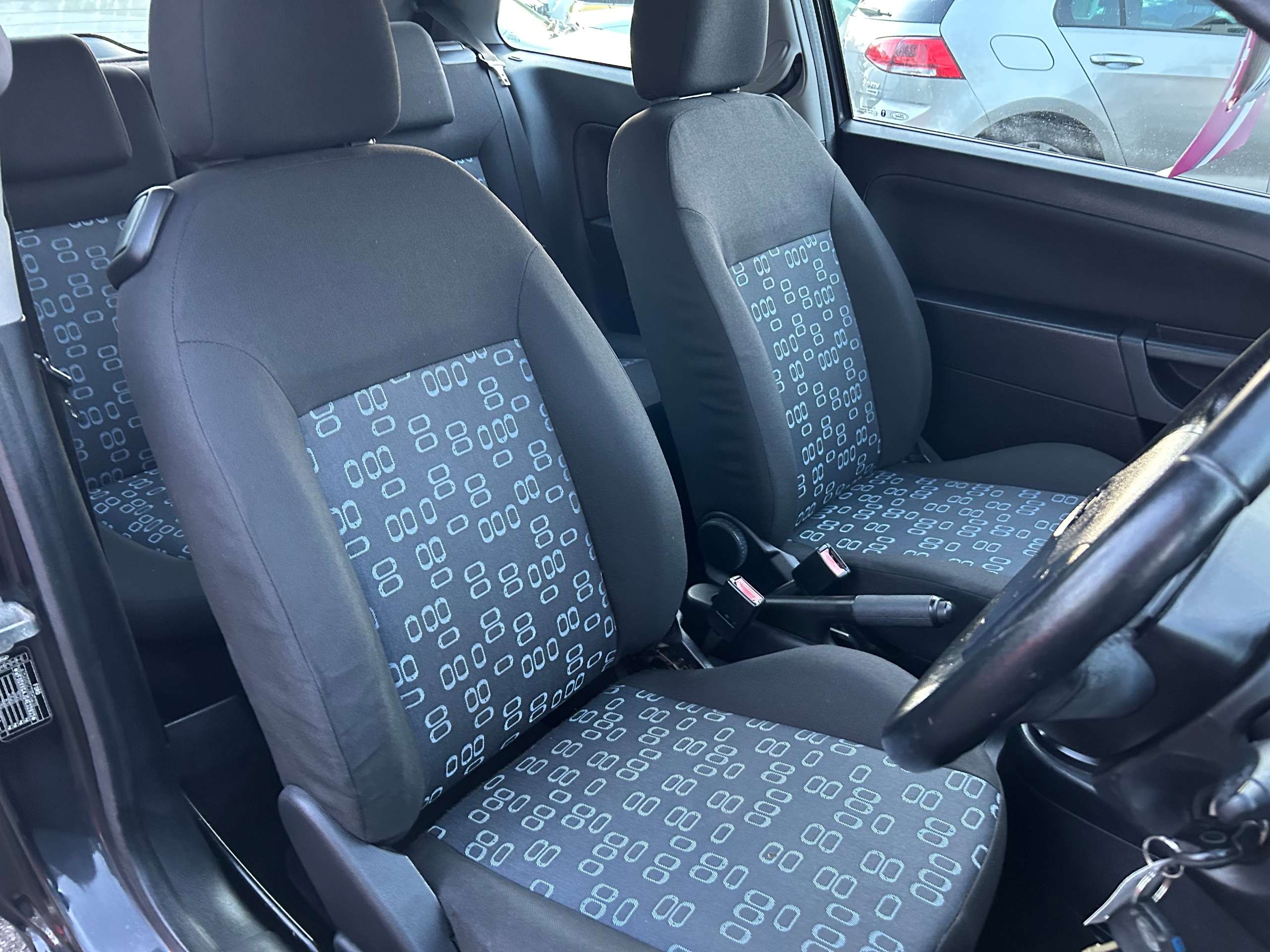 2004 FORD FIESTA 2004 FORD FIESTA