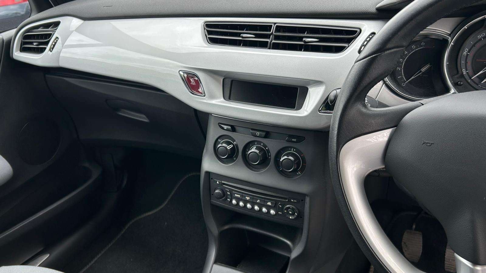 2015 CITROEN DS3 2015 CITROEN DS3