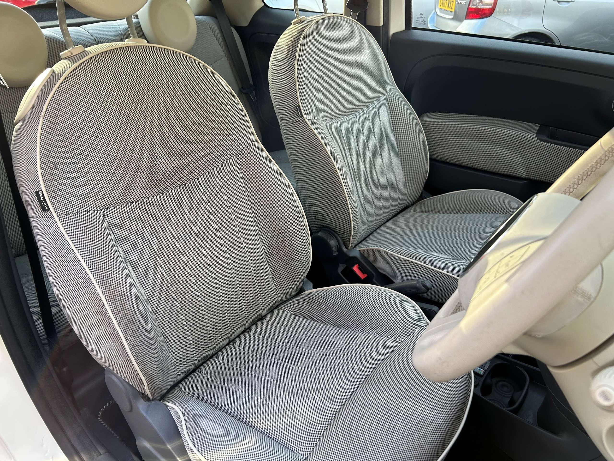 2010 FIAT 500 2010 FIAT 500