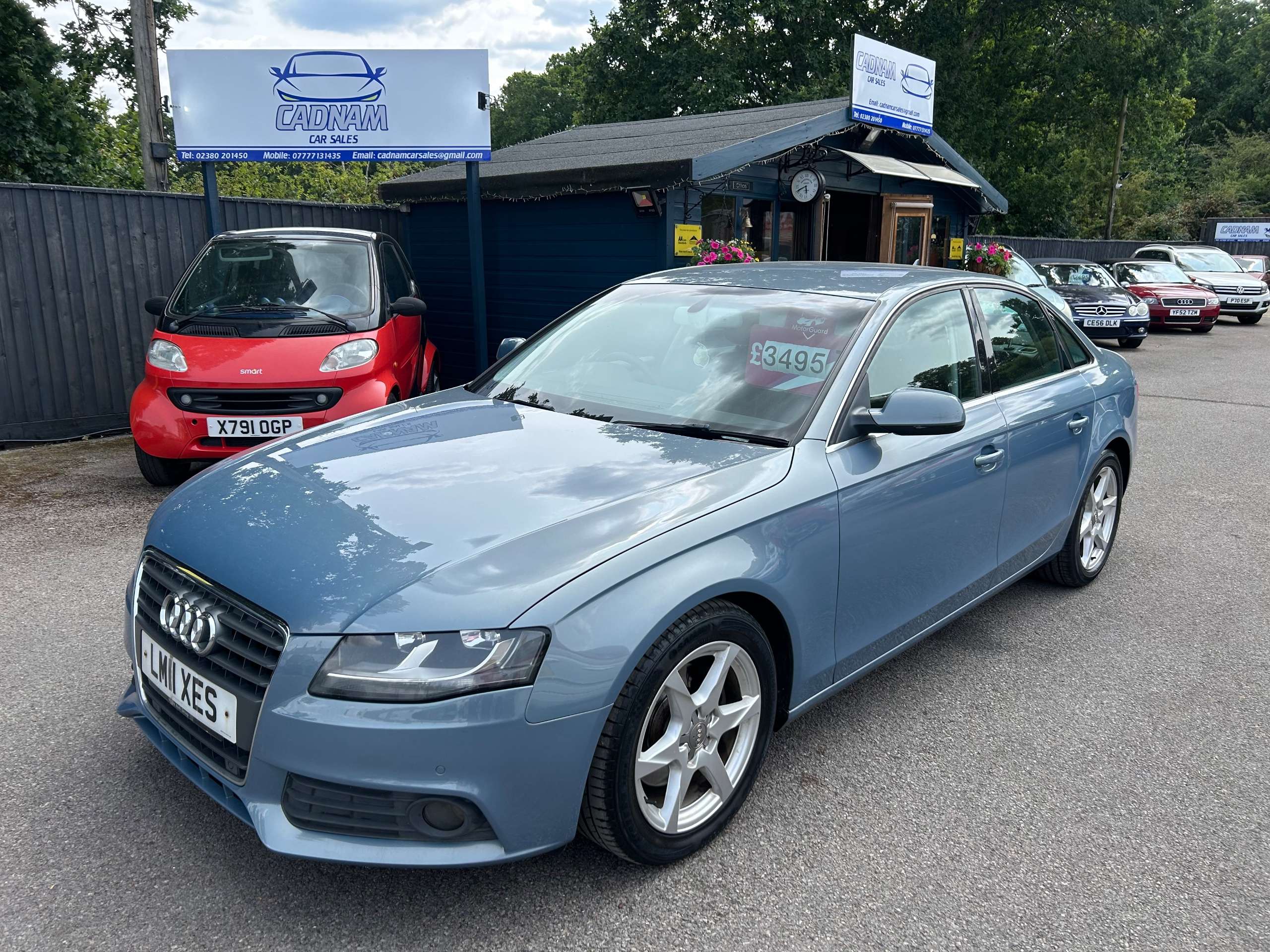A 2011 AUDI A4 2.0 TDIe Technik Saloon 4dr Diesel Manual Euro 5 (s/s) (136 ps) A 2011 AUDI A4 2.0 TDIe Technik Saloon 4dr Diesel Manual Euro 5 (s/s) (136 ps)