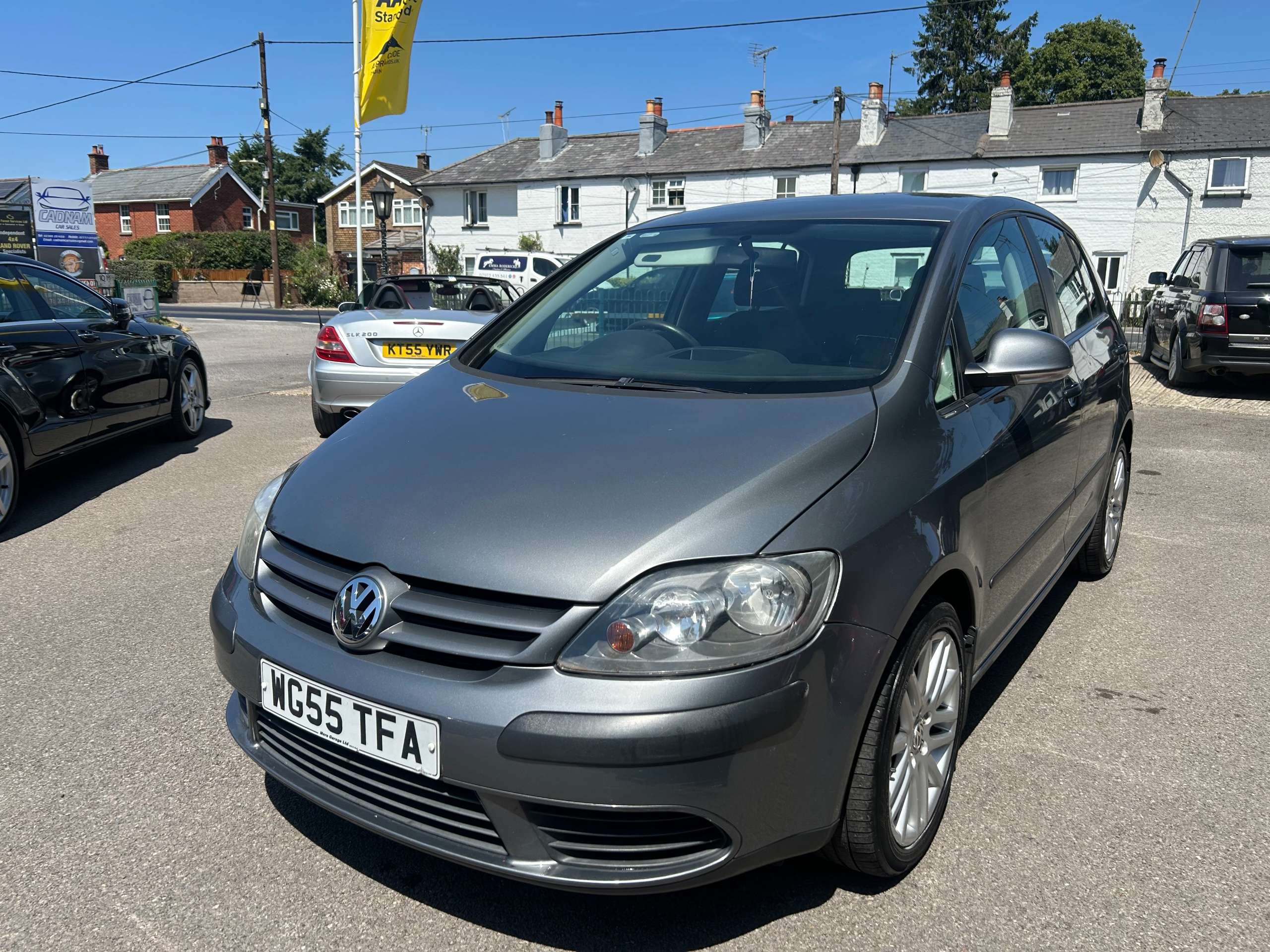 A 2005 VOLKSWAGEN GOLF PLUS 1.6 FSI S Hatchback 5dr Petrol Manual (178 g/km, 113 bhp) A 2005 VOLKSWAGEN GOLF PLUS 1.6 FSI S Hatchback 5dr Petrol Manual (178 g/km, 113 bhp)