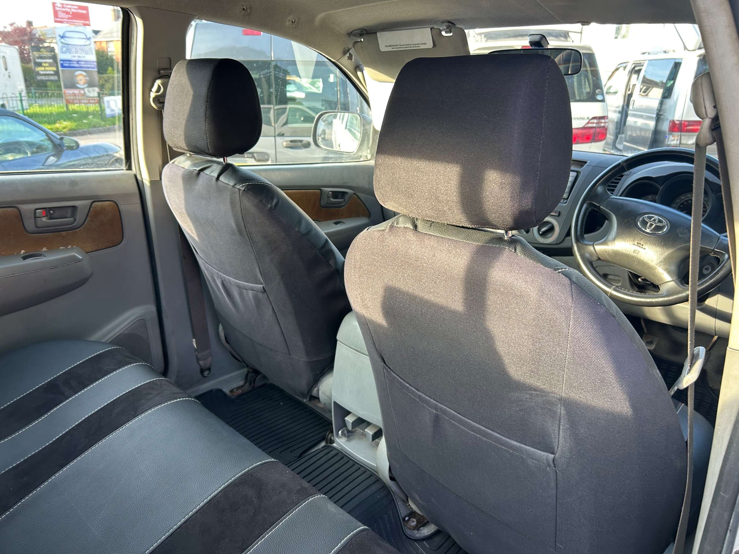 2011 TOYOTA HILUX 2011 TOYOTA HILUX