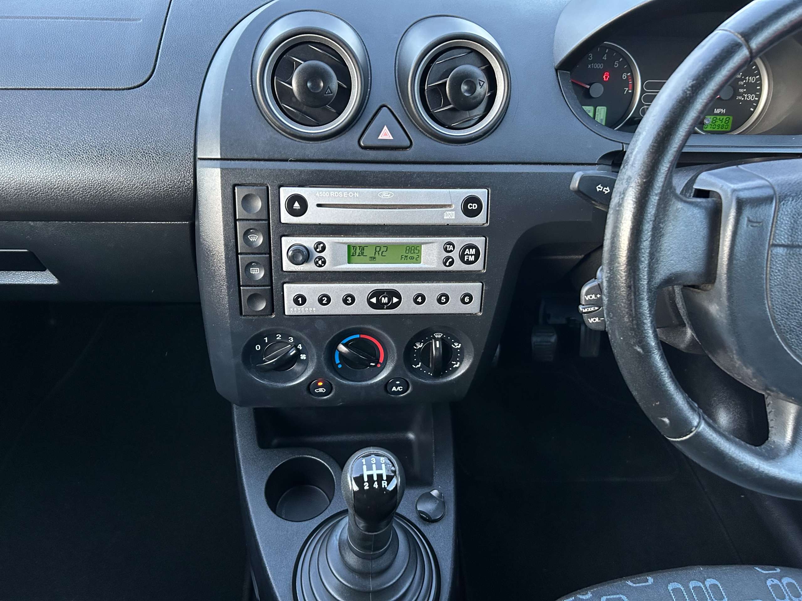 2004 FORD FIESTA 2004 FORD FIESTA