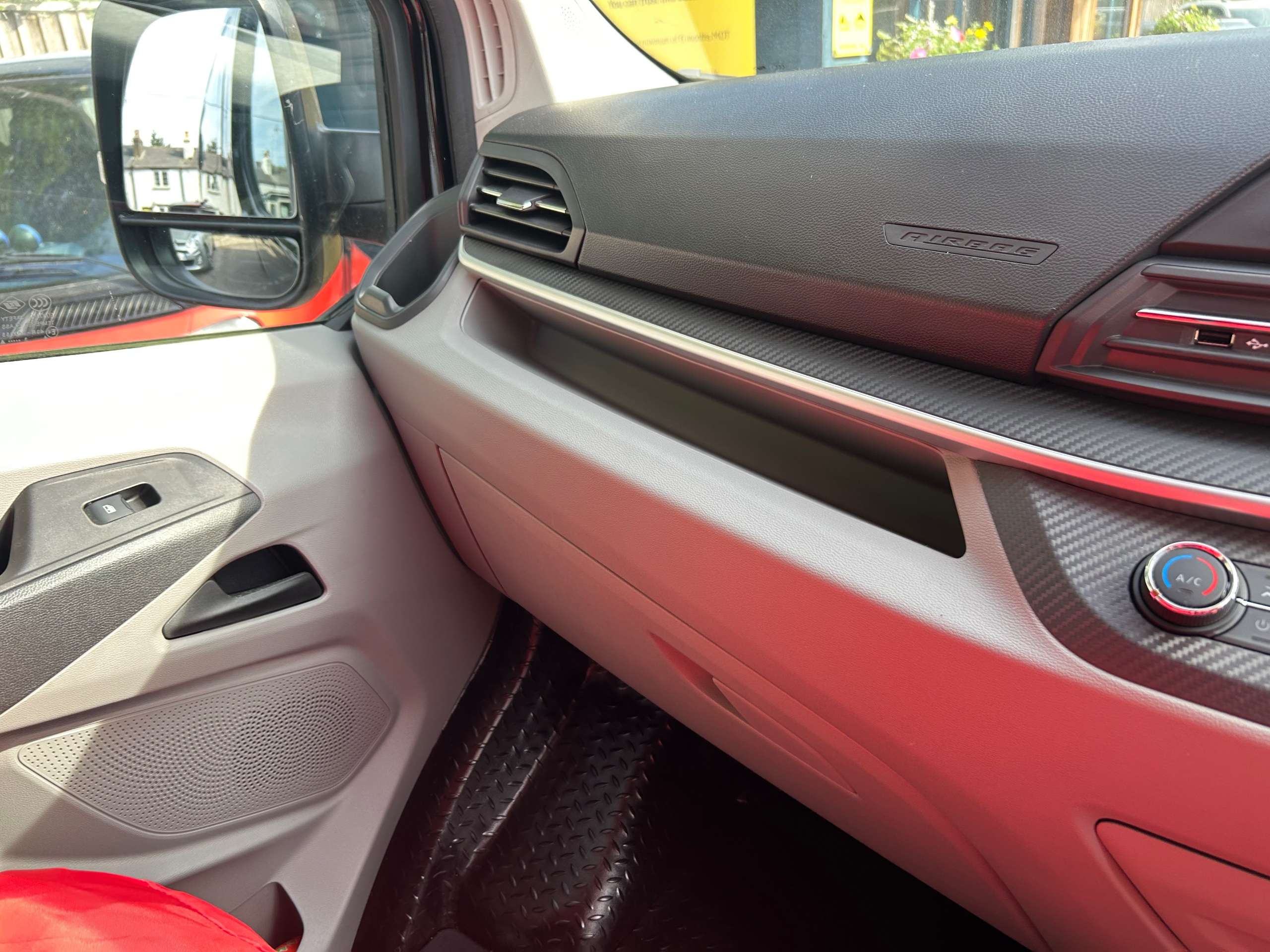 2024 MAXUS DELIVER 9 2024 MAXUS DELIVER 9