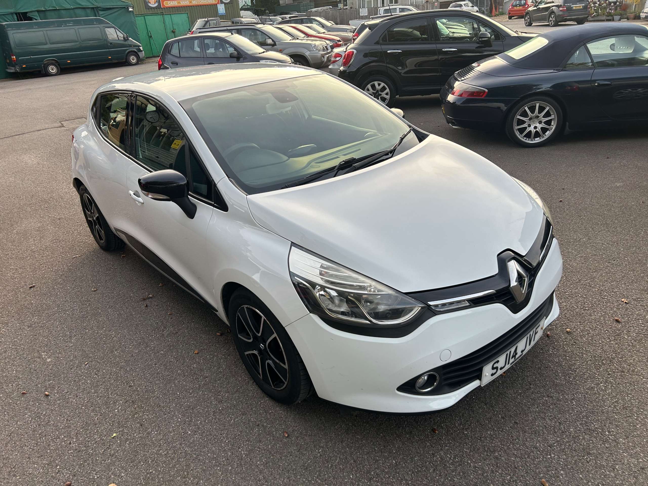 2014 RENAULT CLIO 2014 RENAULT CLIO