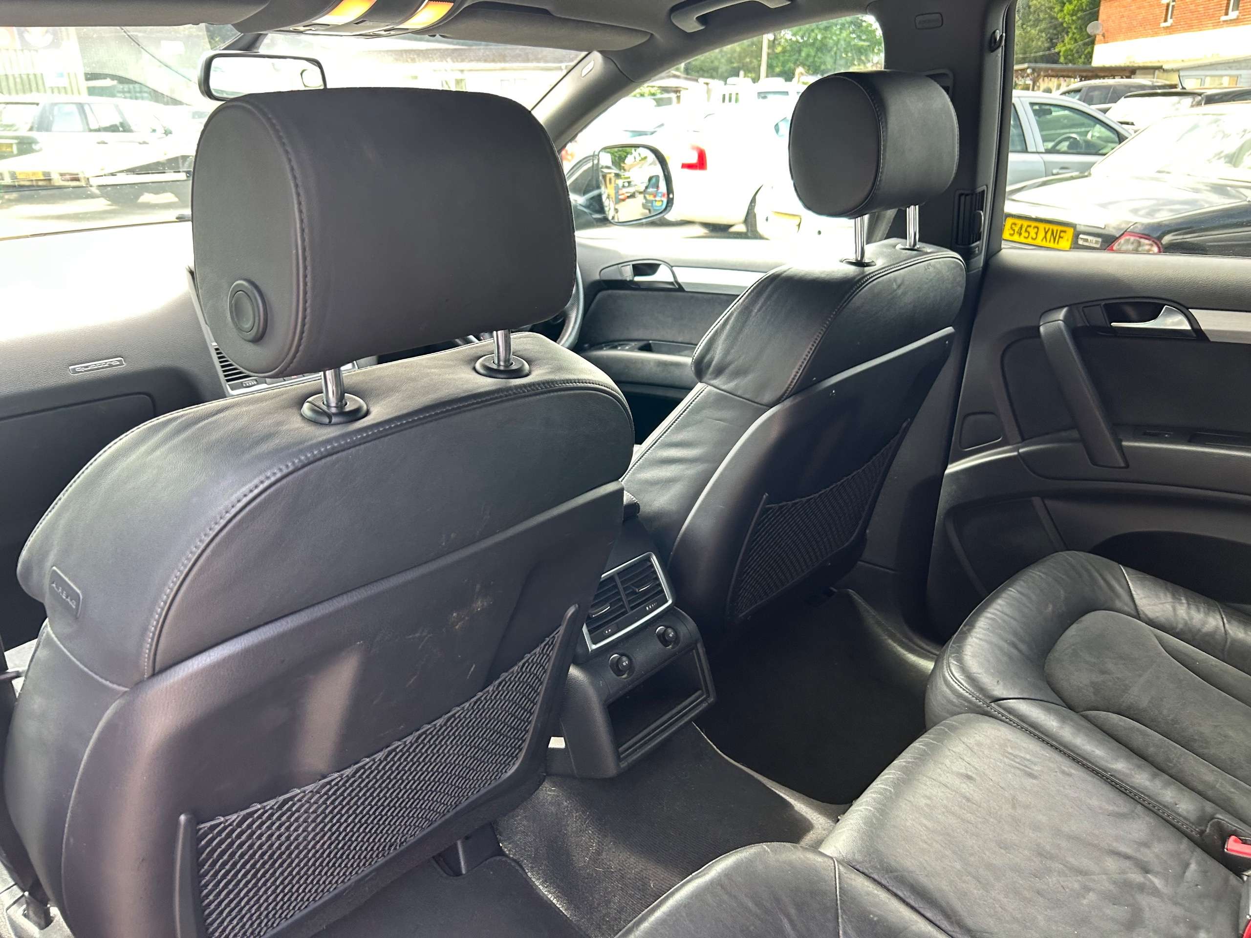 2010 AUDI Q7 2010 AUDI Q7