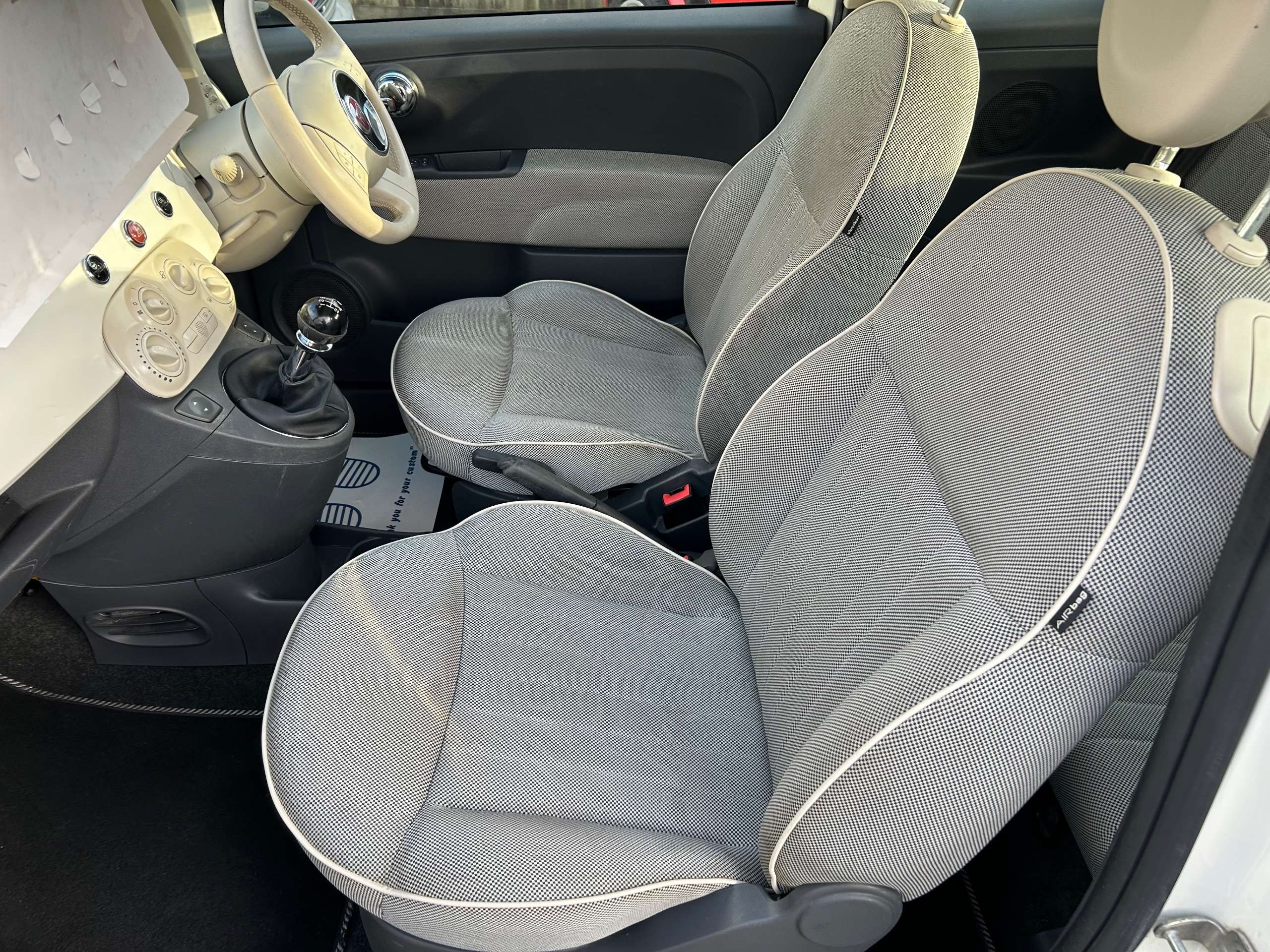 2010 FIAT 500 2010 FIAT 500