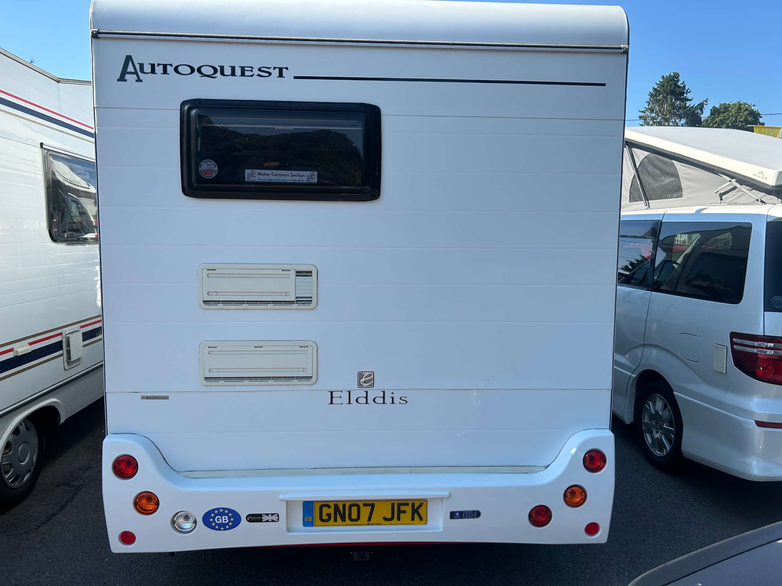 A 2007 PEUGEOT BOXER 2.2 HDi 330 Chassis Cab 2dr Diesel Manual FWD L1 (100 bhp) A 2007 PEUGEOT BOXER 2.2 HDi 330 Chassis Cab 2dr Diesel Manual FWD L1 (100 bhp)