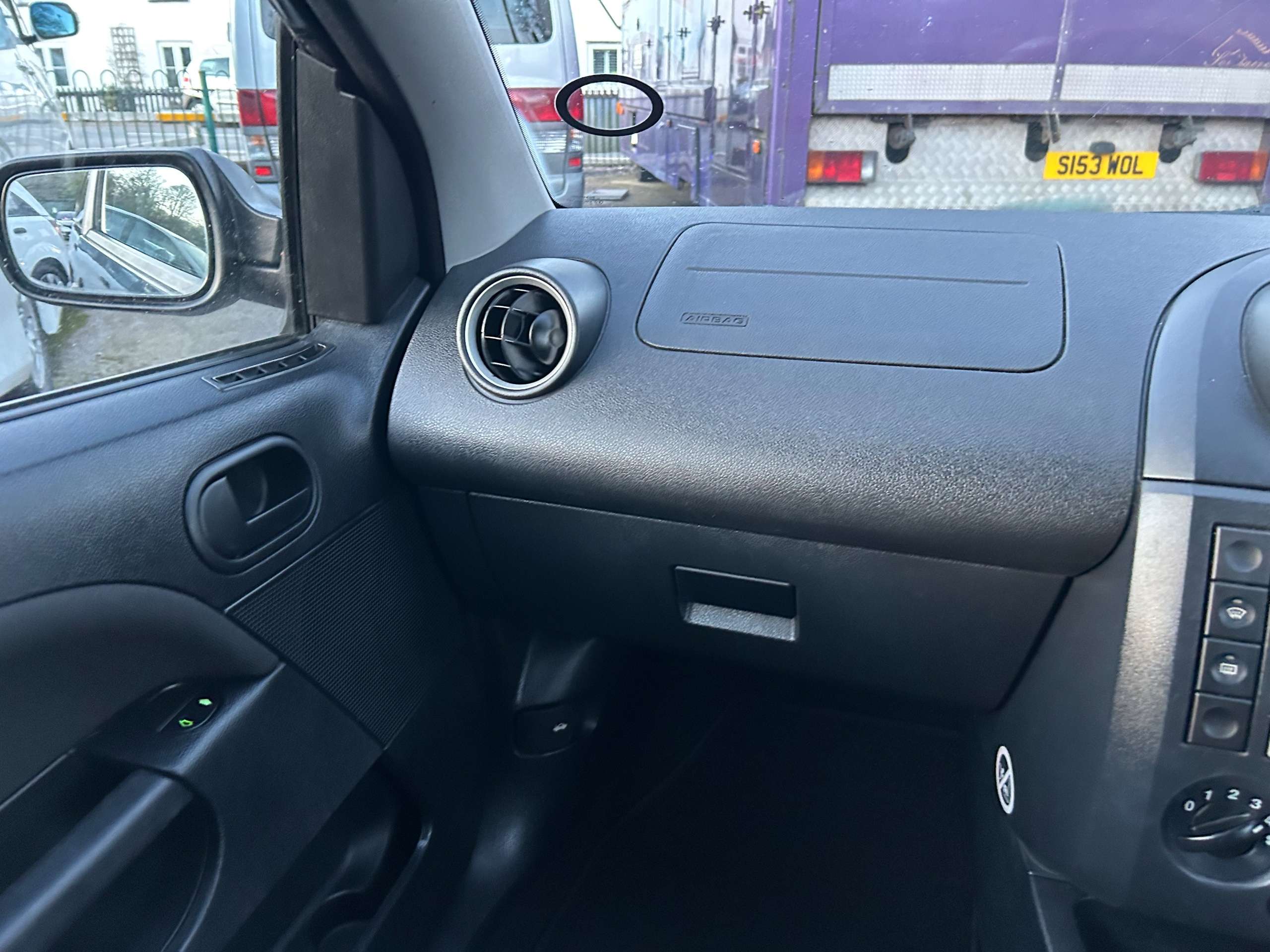 2004 FORD FIESTA 2004 FORD FIESTA