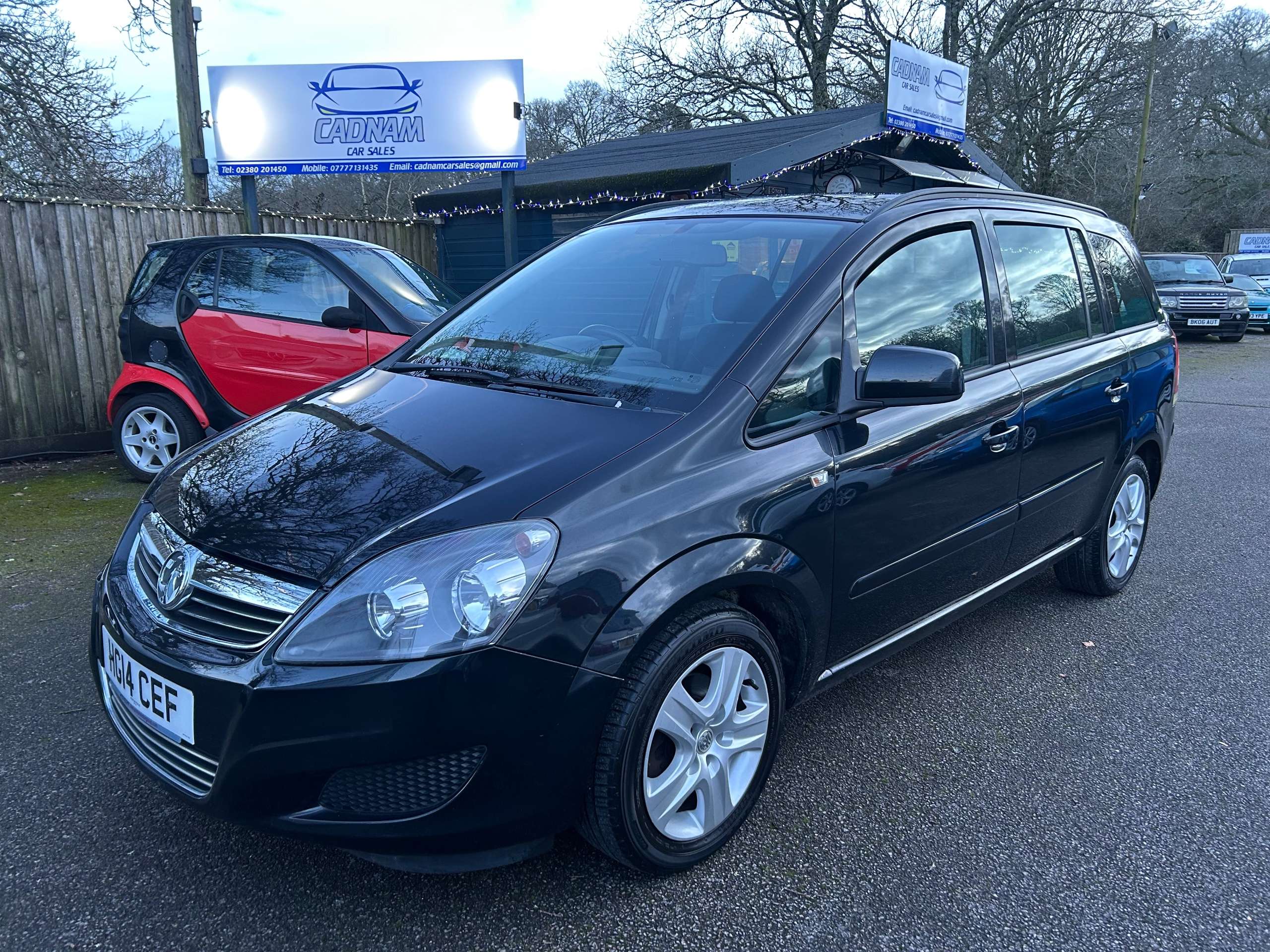 A 2014 VAUXHALL ZAFIRA 1.8 16V Exclusiv MPV 5dr Petrol Manual Euro 5 (120 ps) A 2014 VAUXHALL ZAFIRA 1.8 16V Exclusiv MPV 5dr Petrol Manual Euro 5 (120 ps)