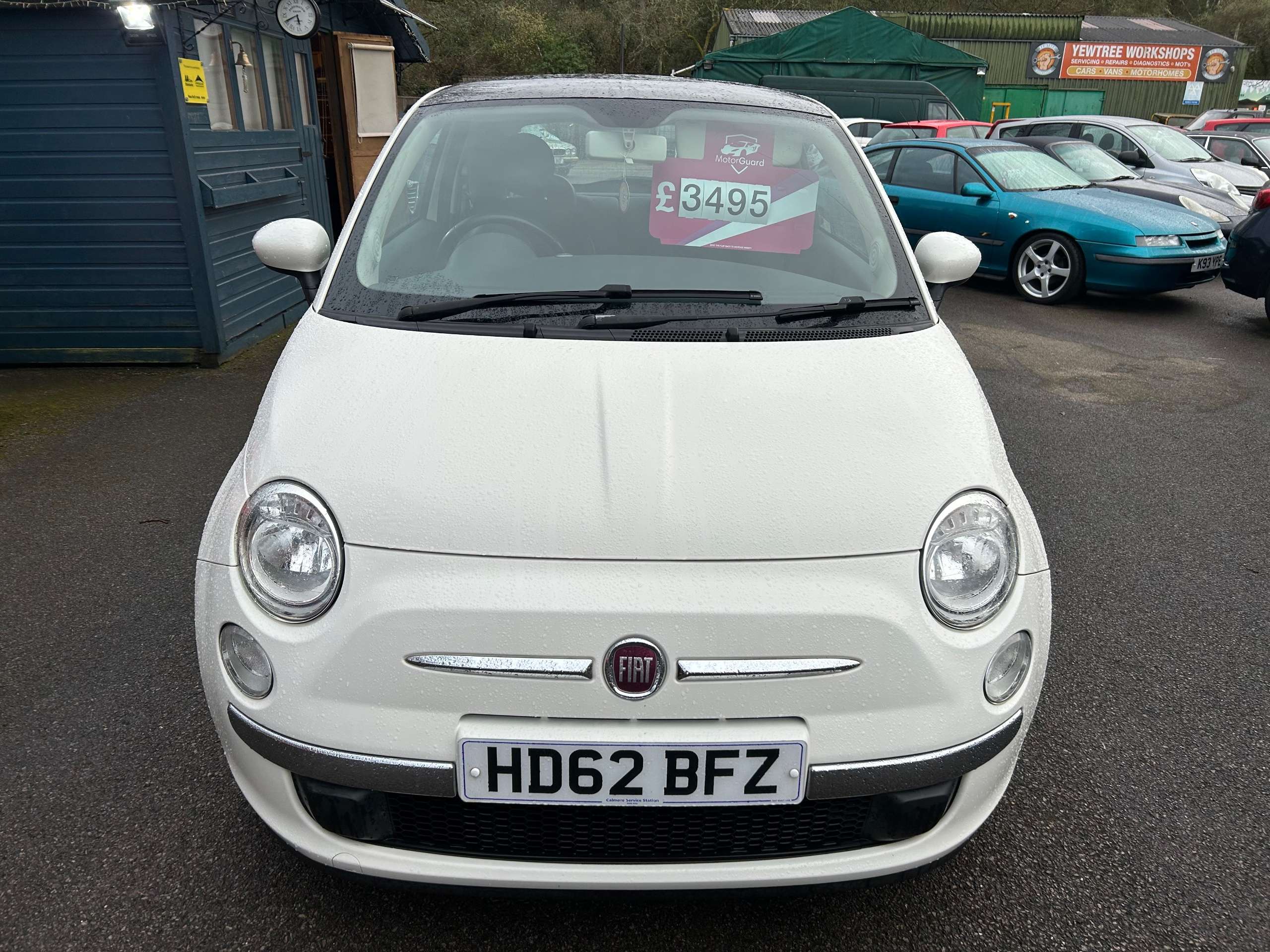 A 2012 FIAT 500 1.2 Lounge Hatchback 3dr Petrol Manual Euro 4 (69 bhp) A 2012 FIAT 500 1.2 Lounge Hatchback 3dr Petrol Manual Euro 4 (69 bhp)
