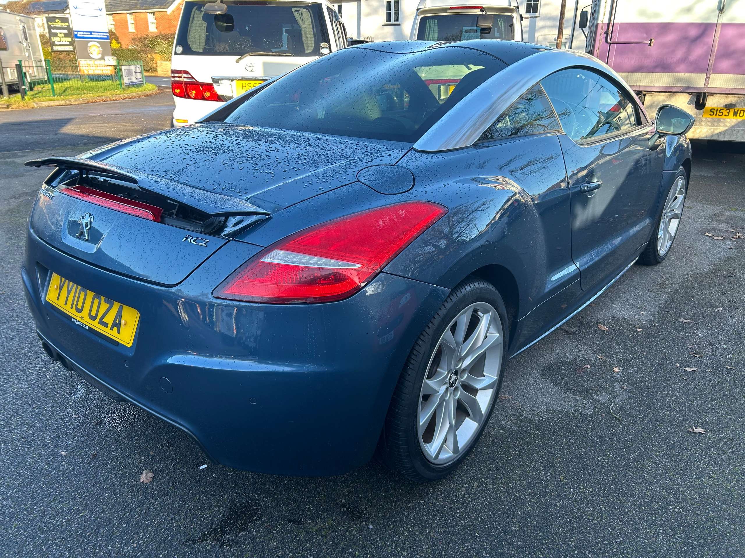 2010 PEUGEOT RCZ 2010 PEUGEOT RCZ