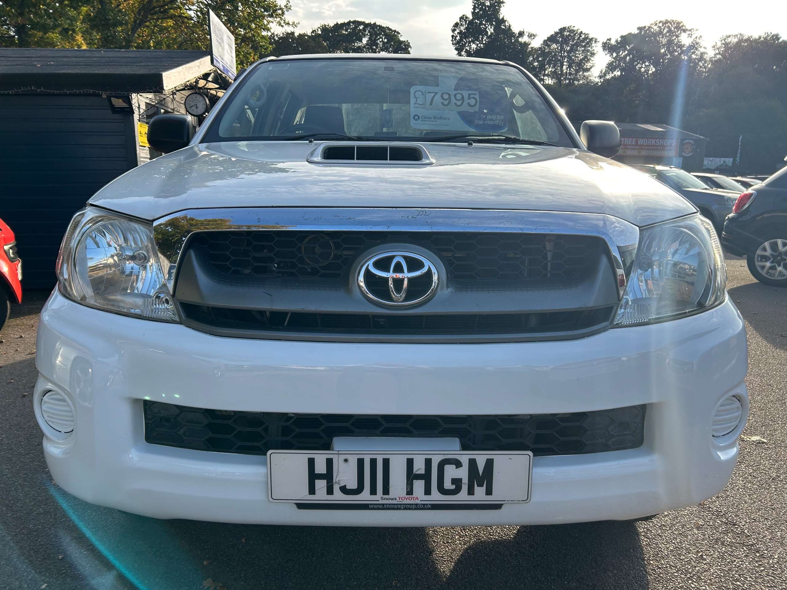 2011 TOYOTA HILUX 2011 TOYOTA HILUX