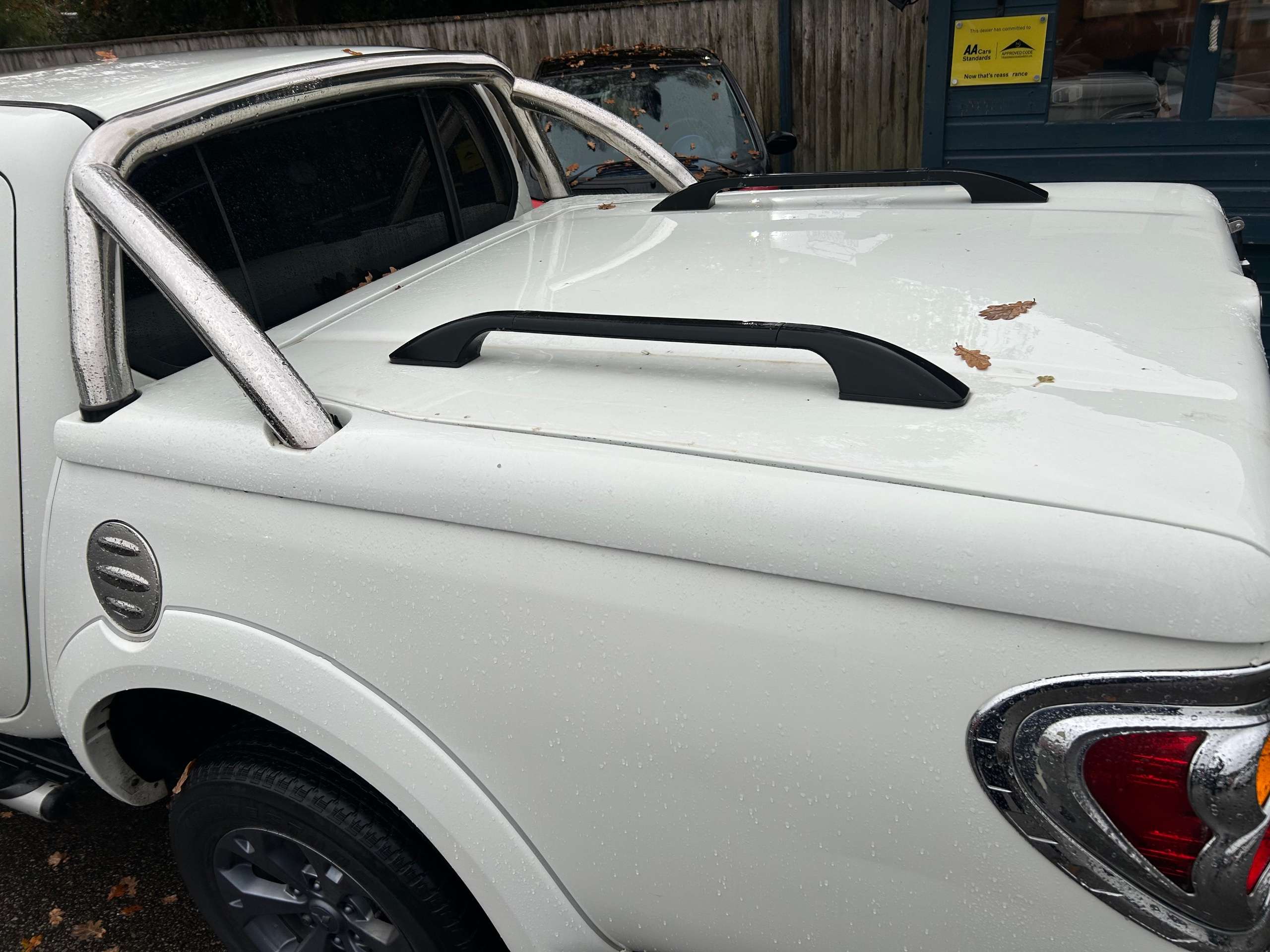 null MITSUBISHI L200 null MITSUBISHI L200