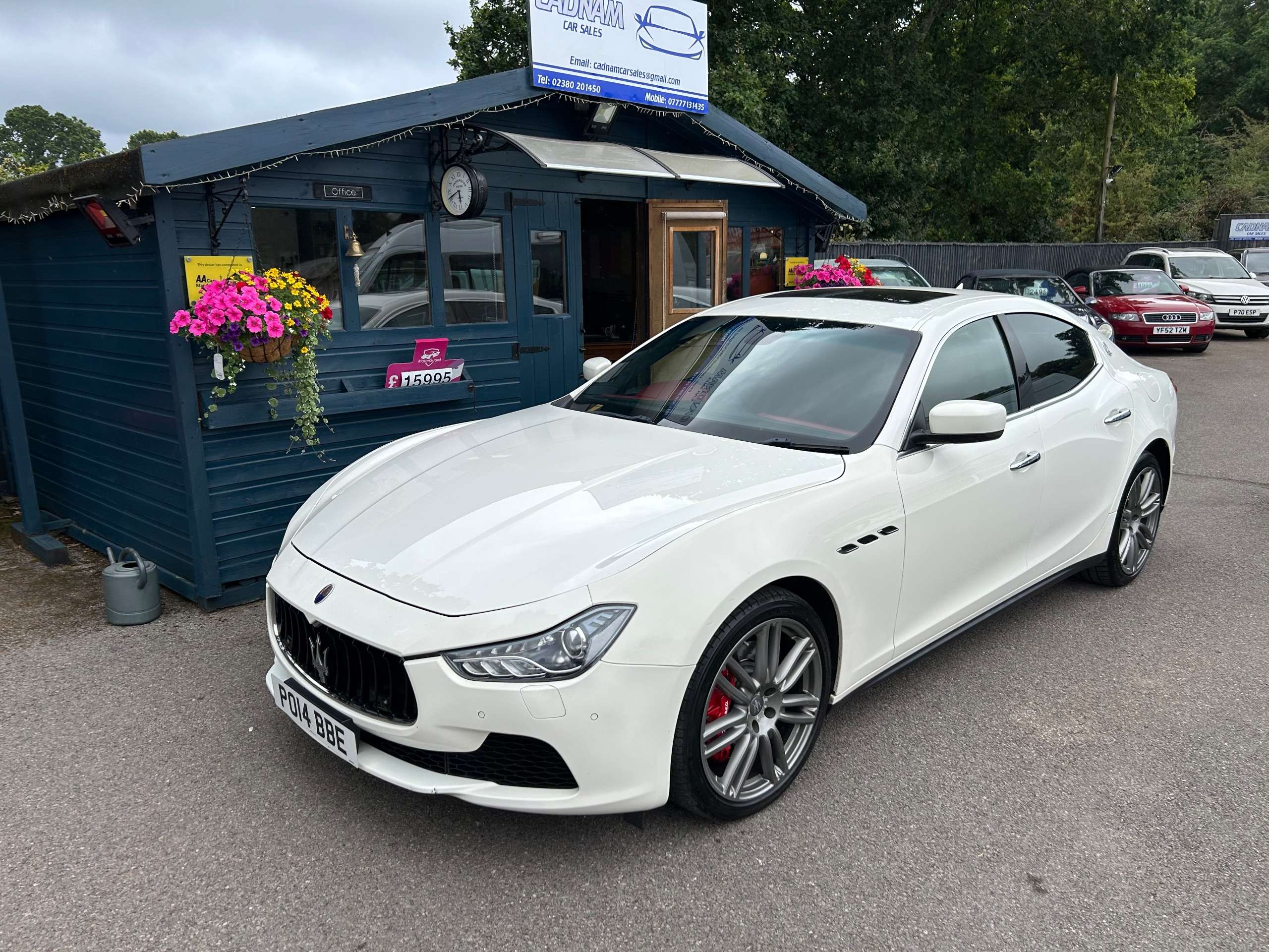 A 2014 MASERATI GHIBLI 3.0 V6 S Saloon 4dr Petrol ZF Euro 5 (410 ps) A 2014 MASERATI GHIBLI 3.0 V6 S Saloon 4dr Petrol ZF Euro 5 (410 ps)