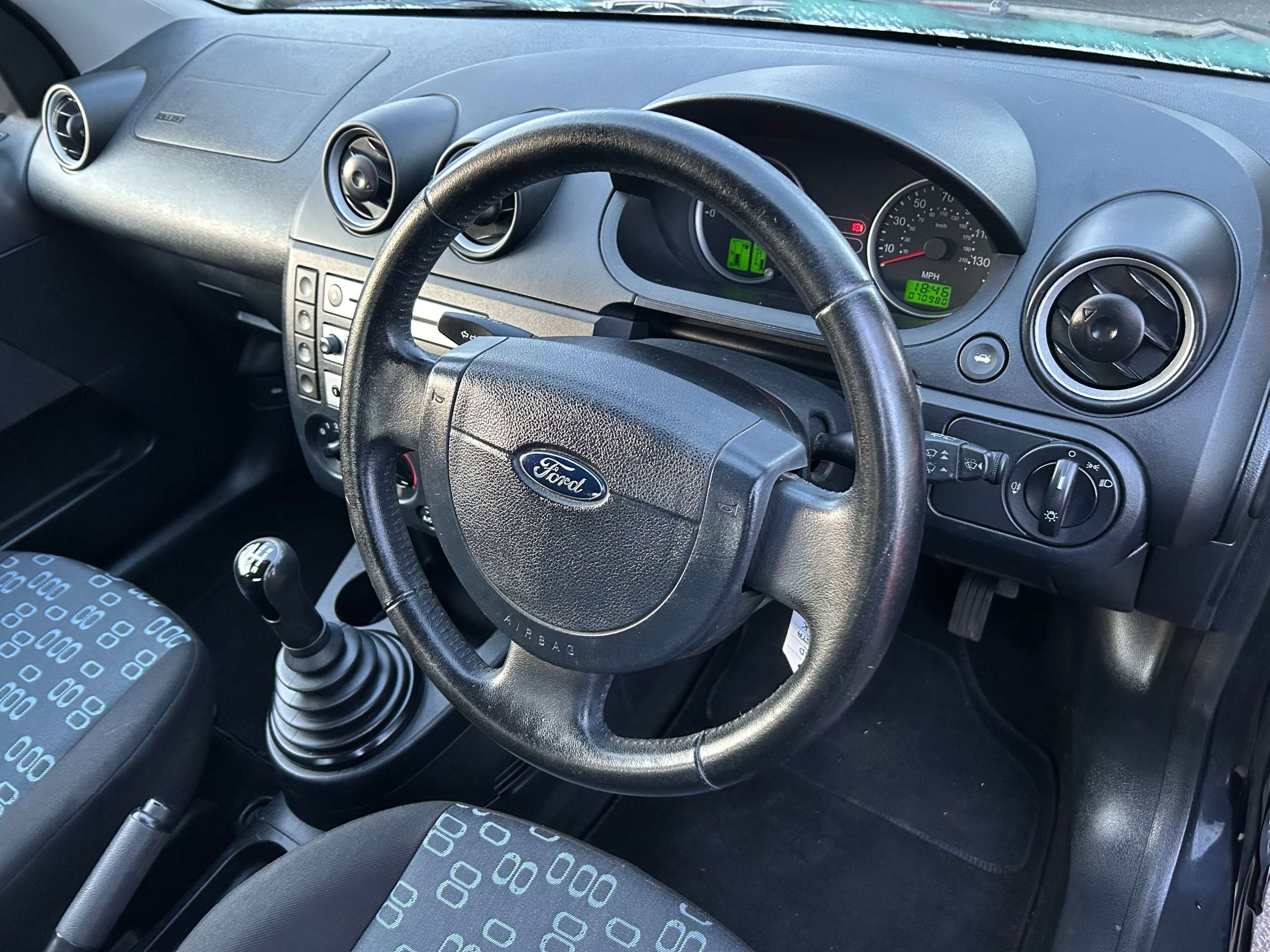 2004 FORD FIESTA 2004 FORD FIESTA