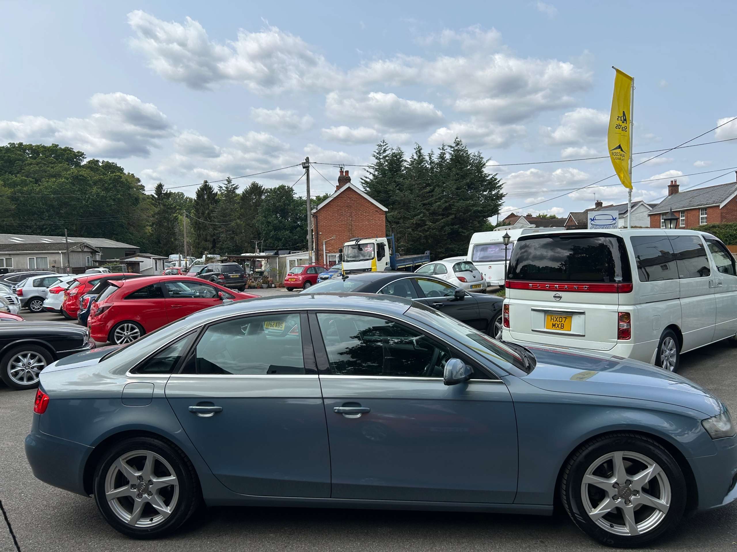 A 2011 AUDI A4 2.0 TDIe Technik Saloon 4dr Diesel Manual Euro 5 (s/s) (136 ps) A 2011 AUDI A4 2.0 TDIe Technik Saloon 4dr Diesel Manual Euro 5 (s/s) (136 ps)