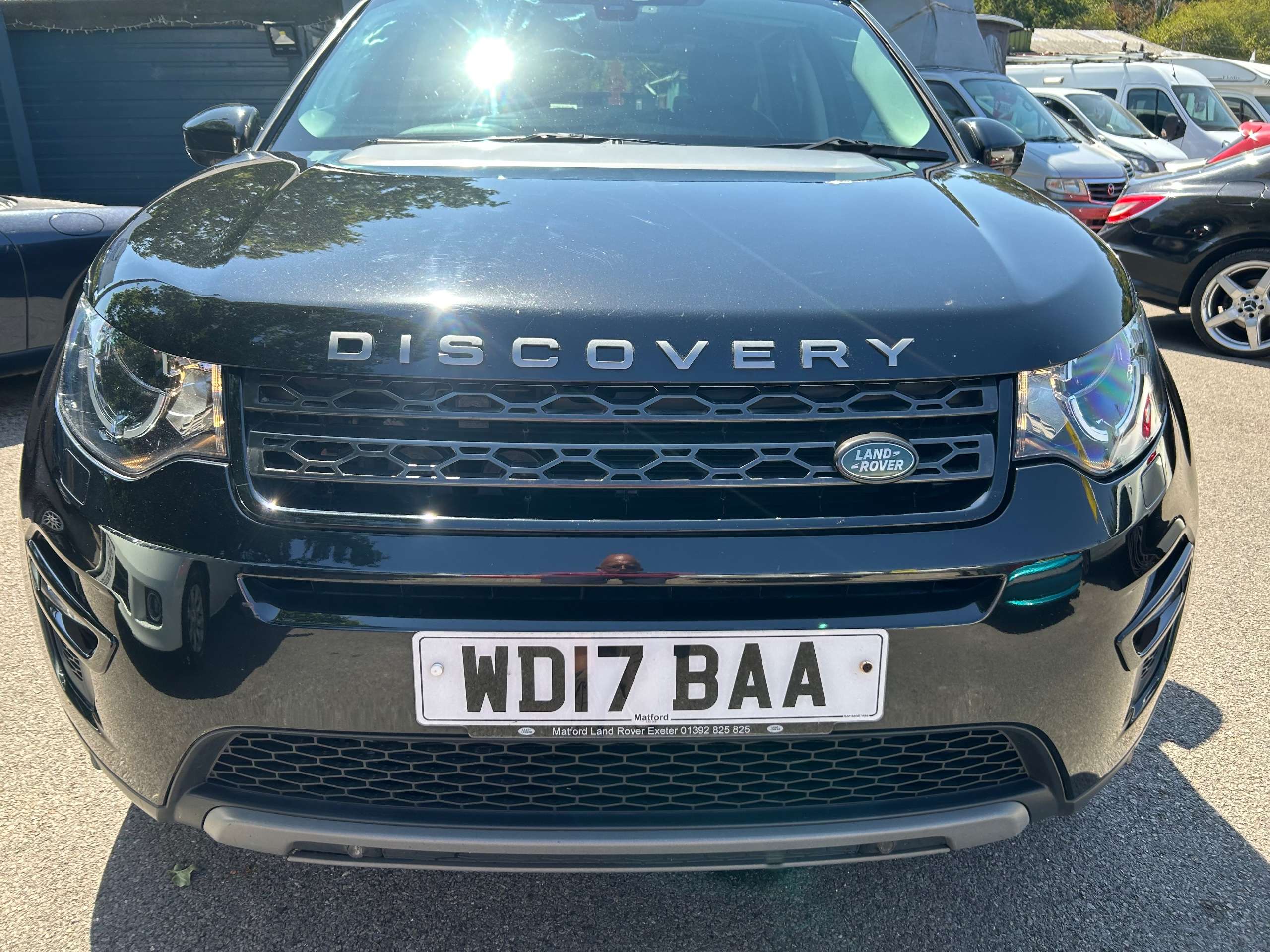 A 2017 LAND ROVER DISCOVERY SPORT 2.0 TD4 SE Tech SUV 5dr Diesel Manual 4WD Euro 6 (s/s) (180 ps) A 2017 LAND ROVER DISCOVERY SPORT 2.0 TD4 SE Tech SUV 5dr Diesel Manual 4WD Euro 6 (s/s) (180 ps)