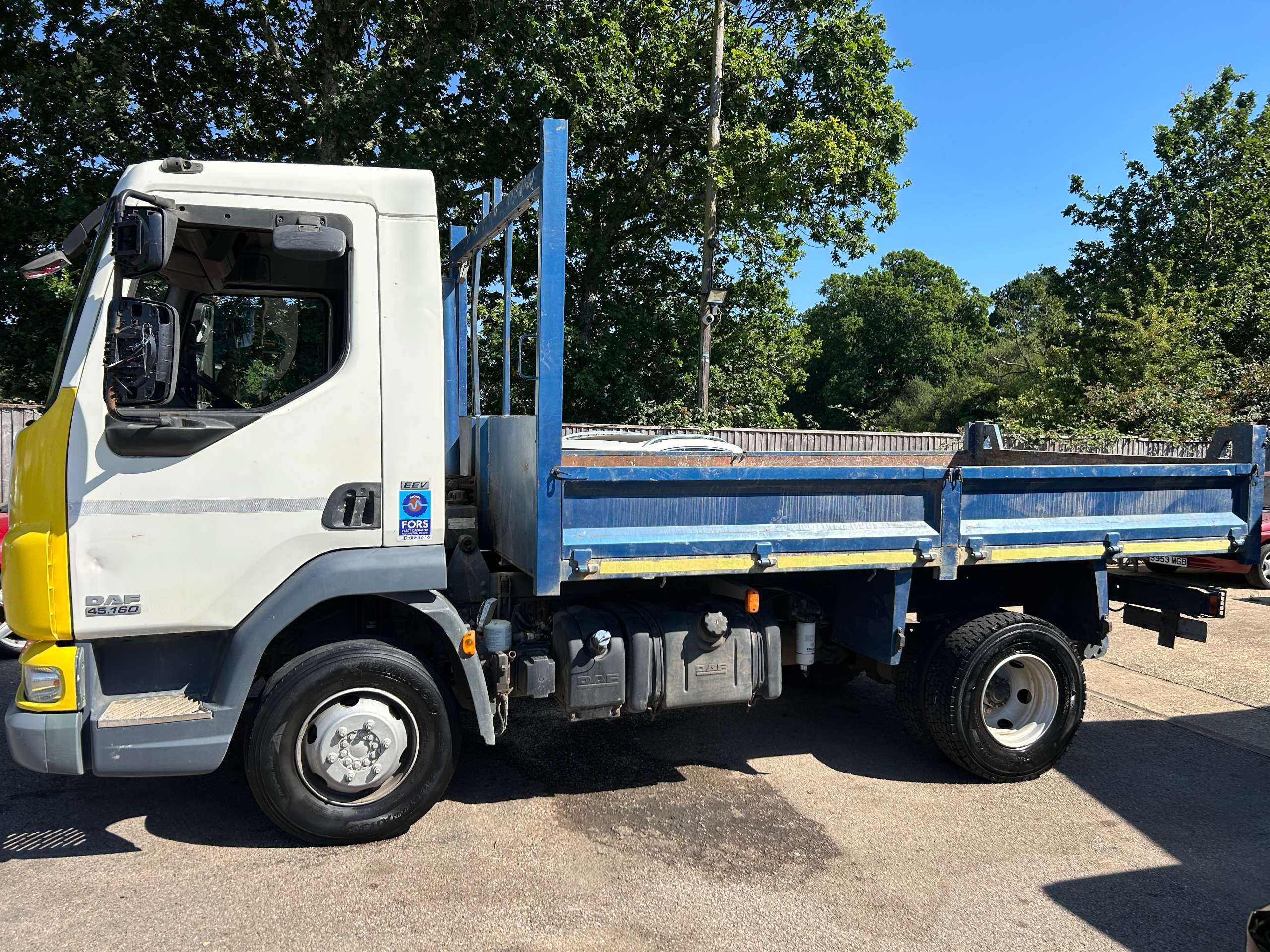 A 2012 DAF TIPPER 7.5 TON LF45 A 2012 DAF TIPPER 7.5 TON LF45