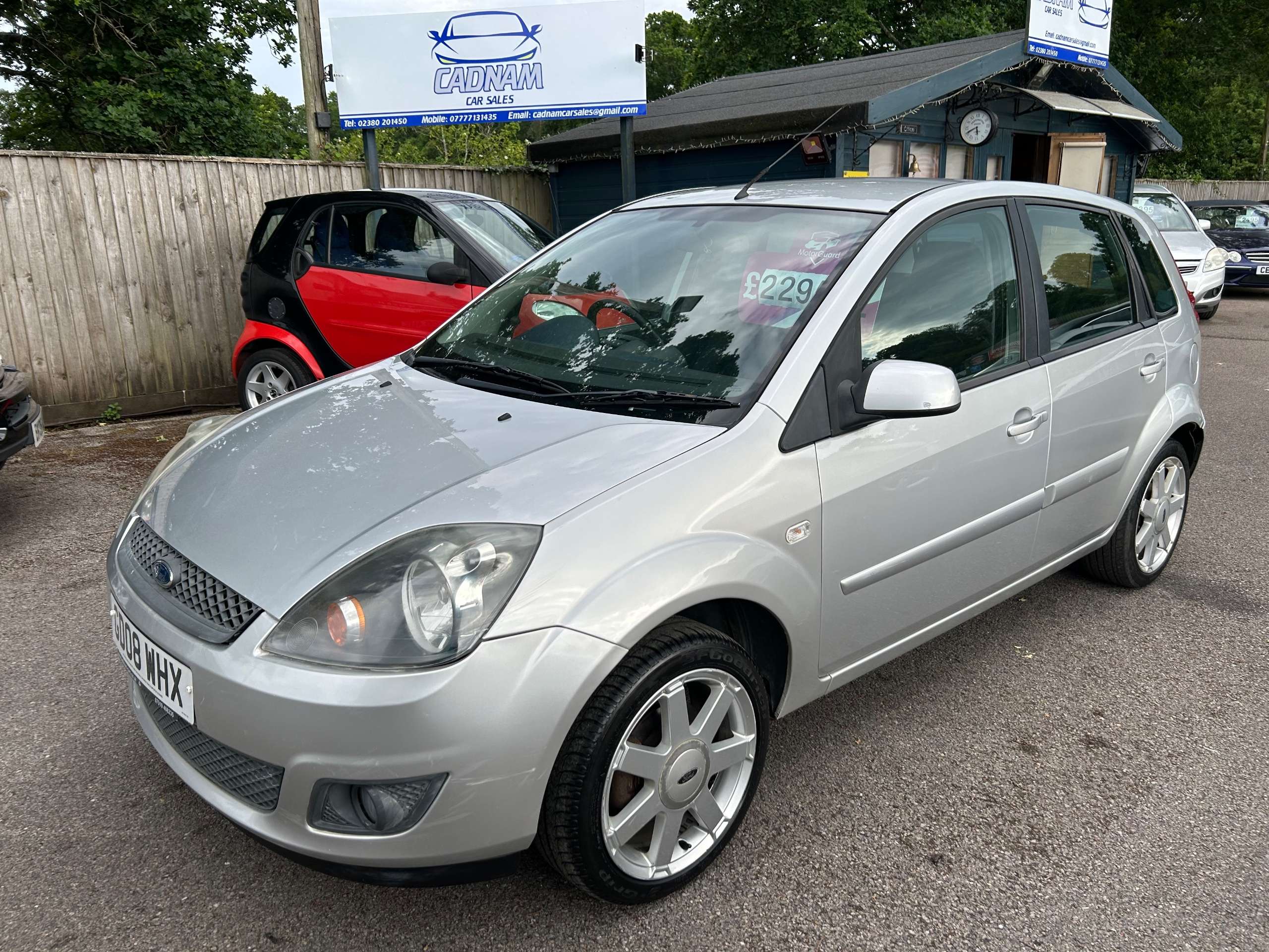 A 2008 FORD FIESTA 1.25 Zetec Blue Edition Hatchback 5dr Petrol Manual (142 g/km, 74 bhp) A 2008 FORD FIESTA 1.25 Zetec Blue Edition Hatchback 5dr Petrol Manual (142 g/km, 74 bhp)