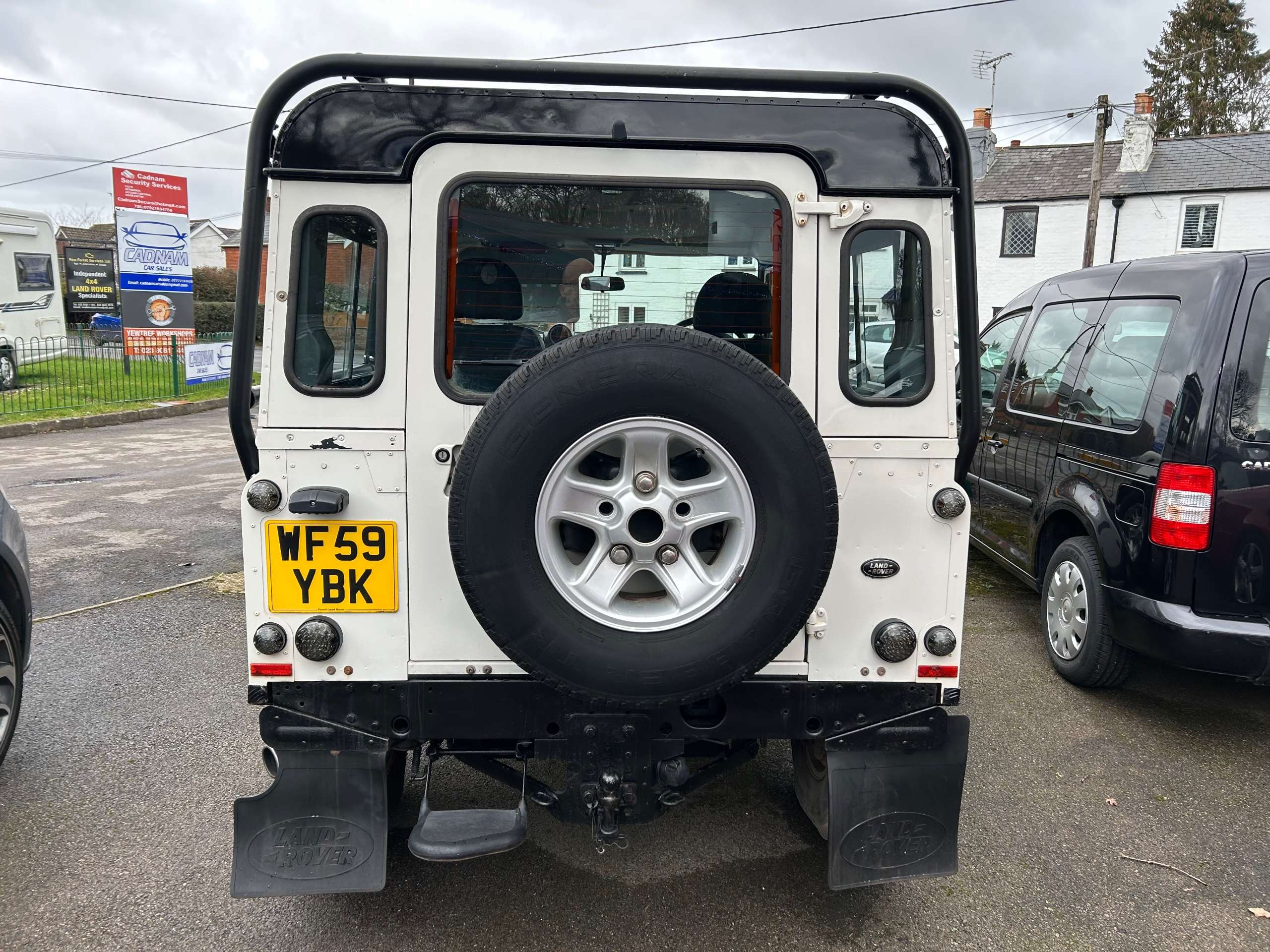 2009 LAND ROVER DEFENDER 2009 LAND ROVER DEFENDER