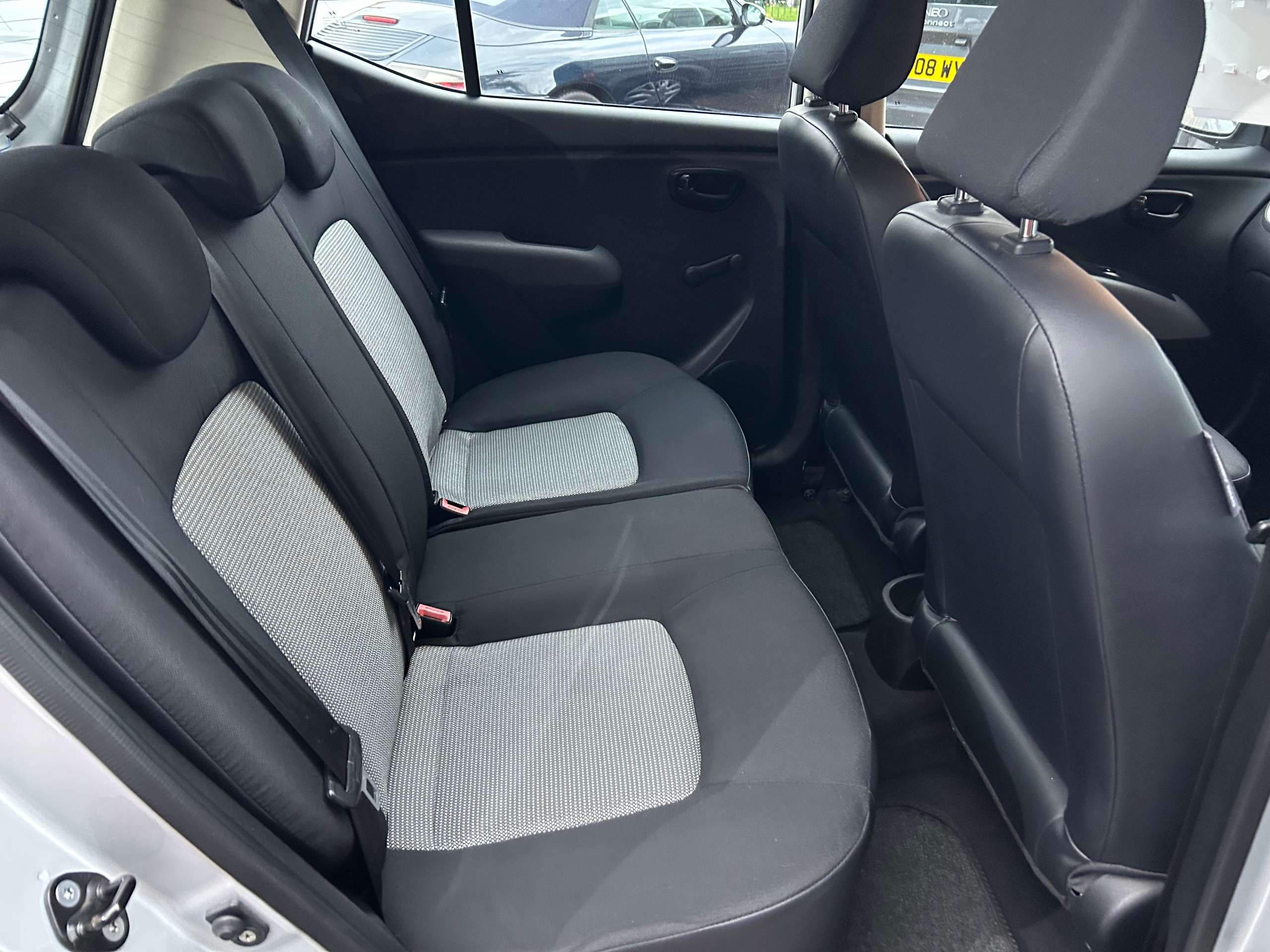 2010 HYUNDAI I10 2010 HYUNDAI I10